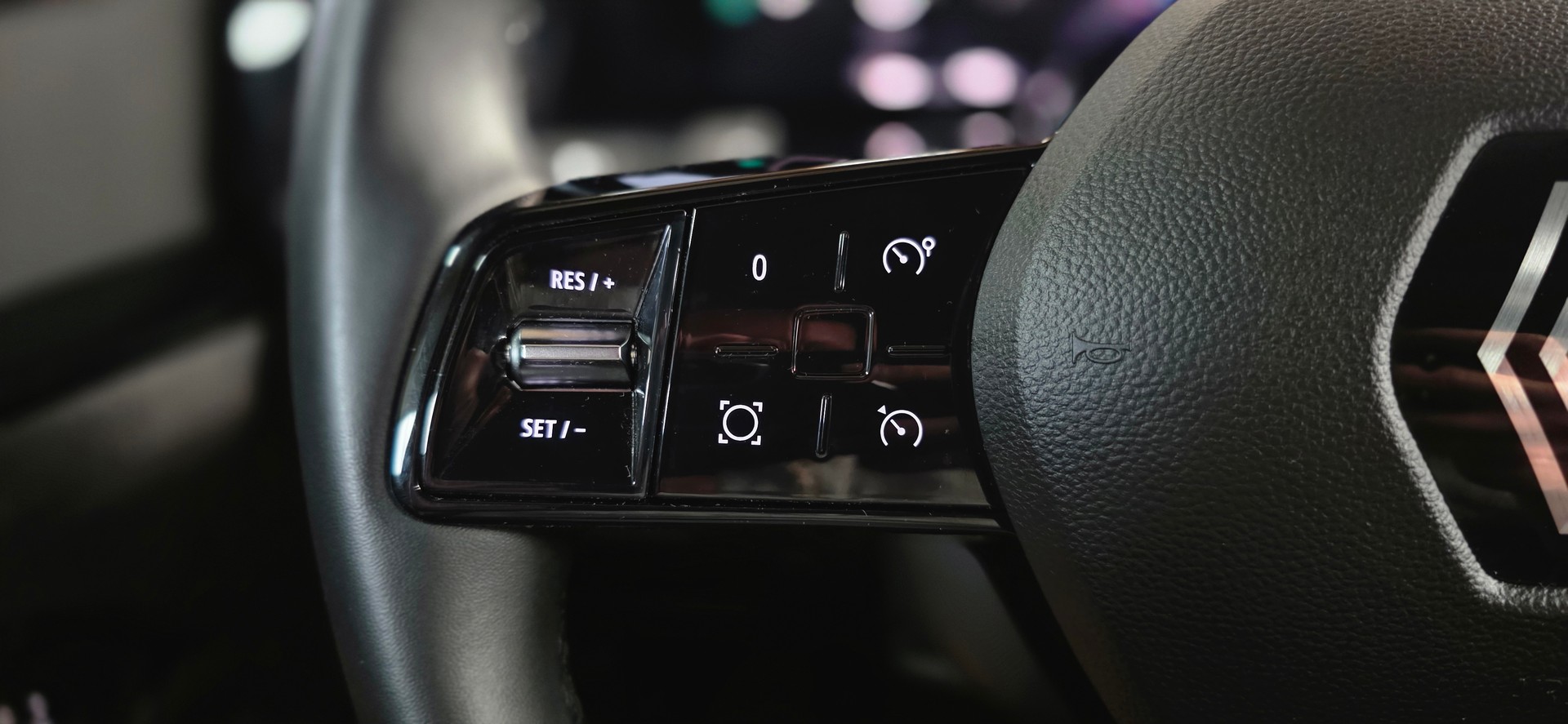 RENAULT Austral 1.3 MHEV 160 Techno Esprit Alpine A *Rückfahrkamera*Sitzheizung*CarPlay&AndroidAuto*-image-15