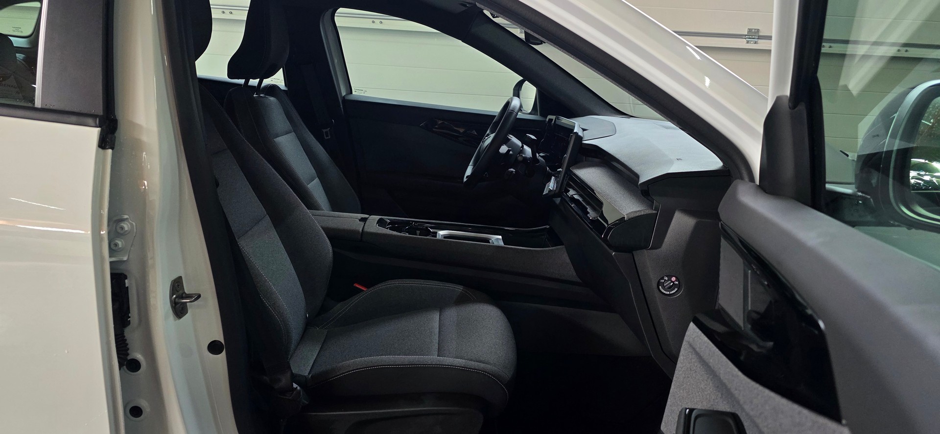 RENAULT Austral 1.3 MHEV 160 Techno Esprit Alpine A *Rückfahrkamera*Sitzheizung*CarPlay&AndroidAuto*-image-25