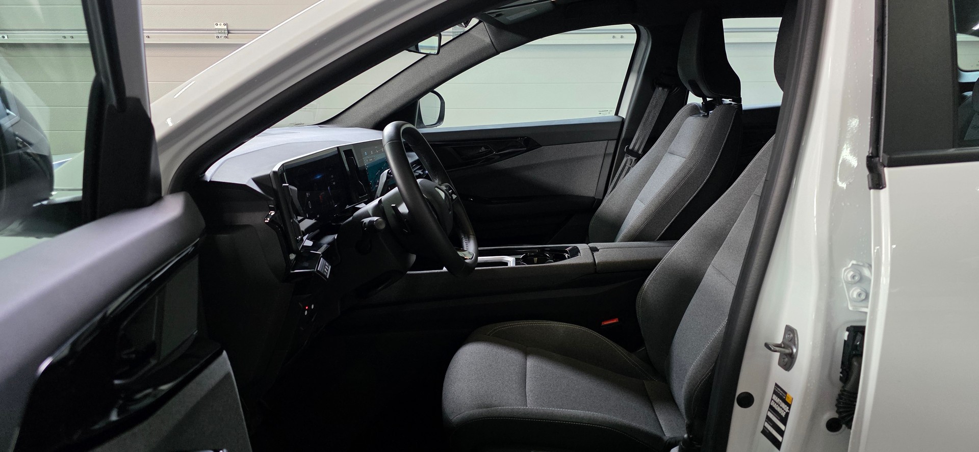 RENAULT Austral 1.3 MHEV 160 Techno Esprit Alpine A *Rückfahrkamera*Sitzheizung*CarPlay&AndroidAuto*-image-8