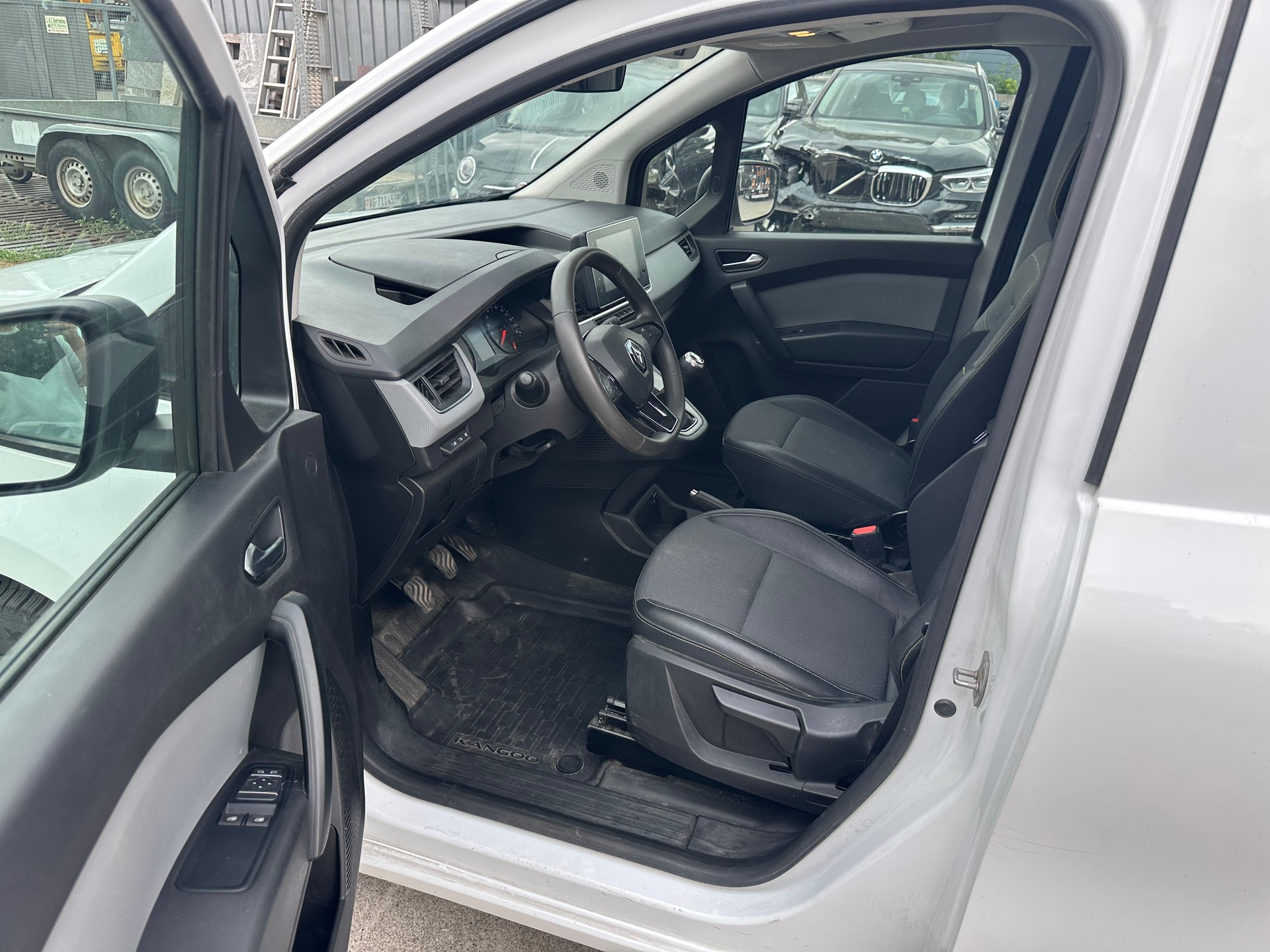 RENAULT Kangoo Van 1.3TCe Open Sesame 100 PF Extra-image-6