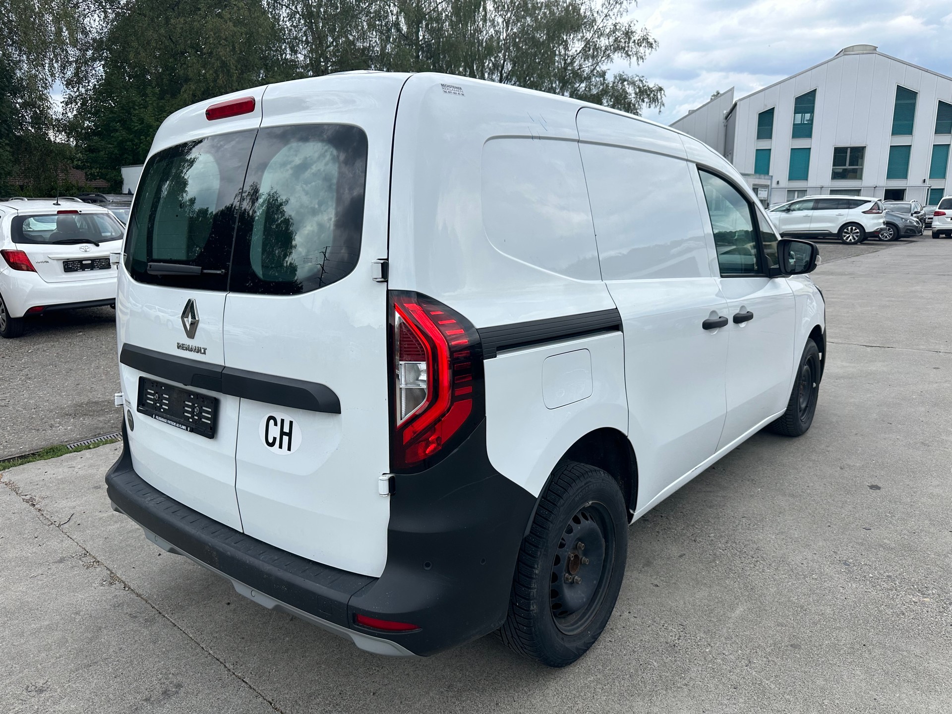 RENAULT Kangoo Van 1.3TCe Open Sesame 100 PF Extra-image-5
