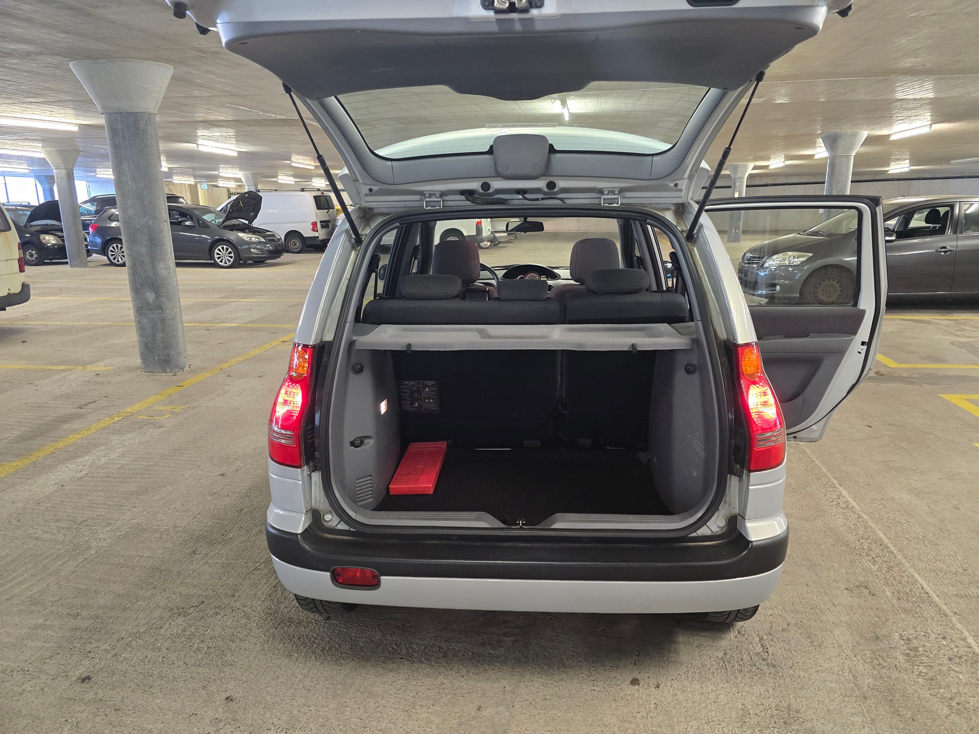 HYUNDAI Matrix 1.8i 16V GLS-image-7