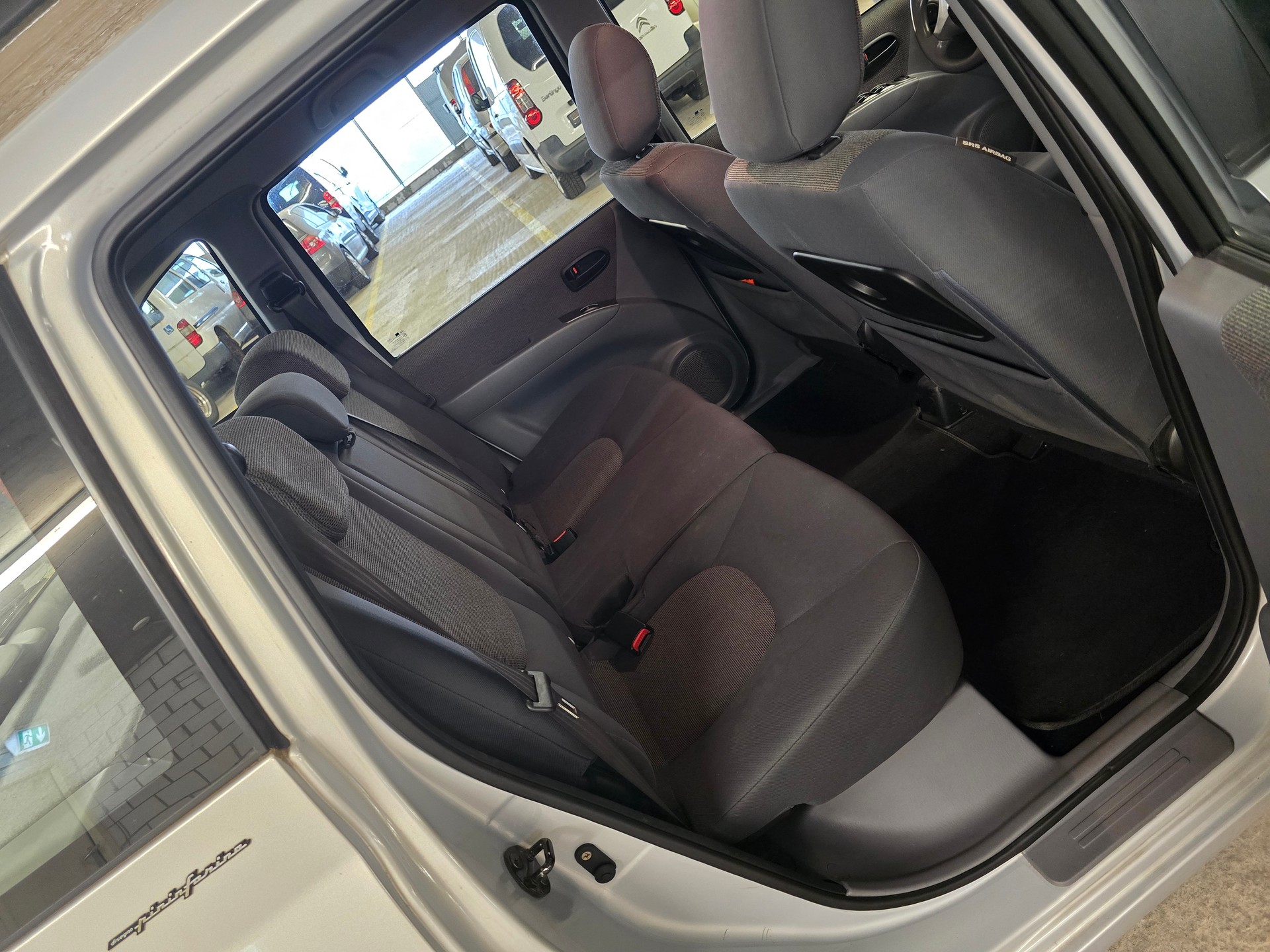 HYUNDAI Matrix 1.8i 16V GLS-image-6