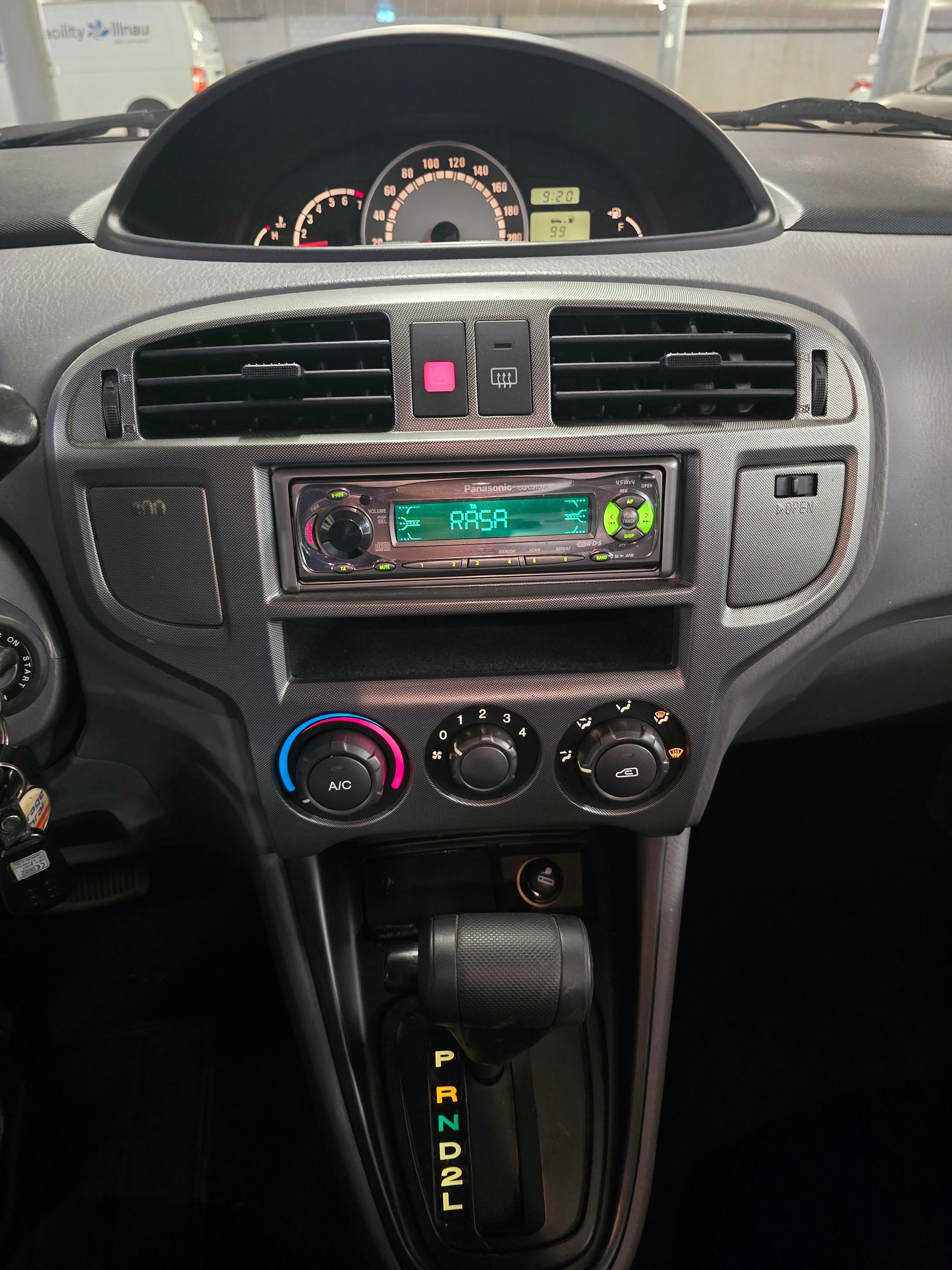 HYUNDAI Matrix 1.8i 16V GLS-image-10