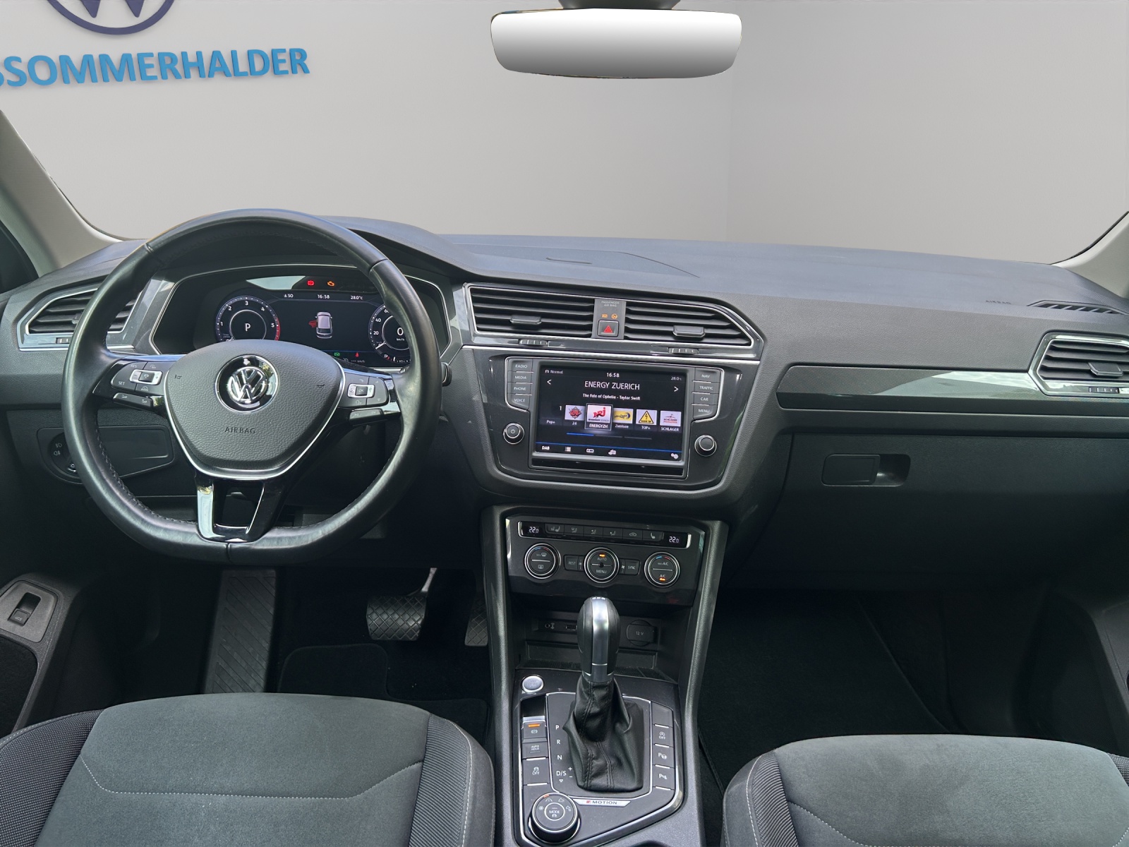 VW Tiguan 2.0 TDI SCR Highline 4Motion DSG-image-7