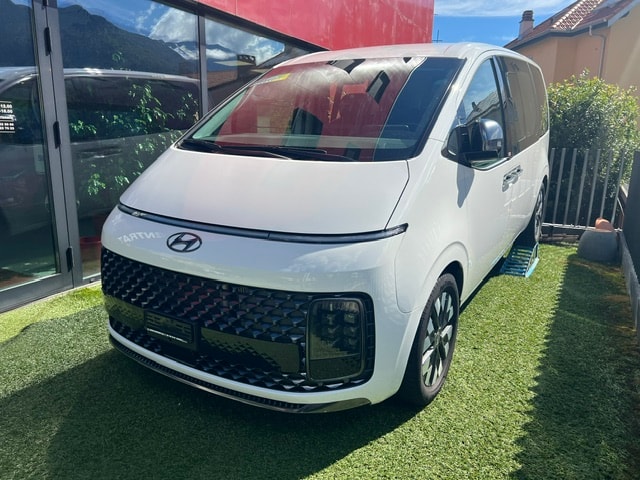 HYUNDAI Staria Premium 2.2 CRDi Vertex 4WD A