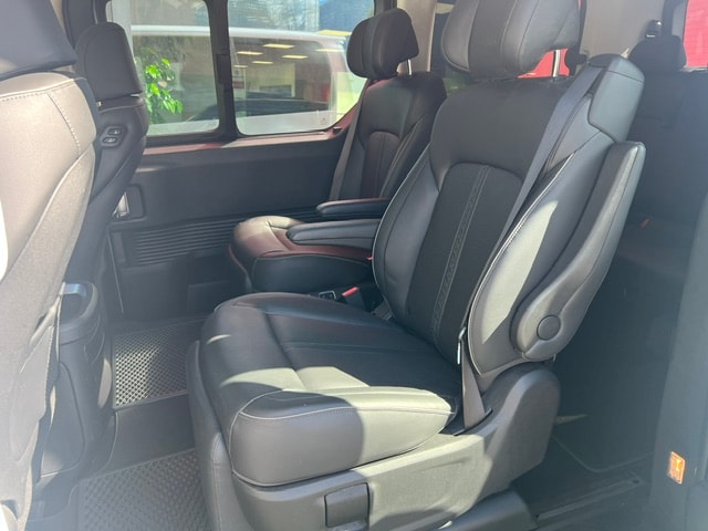 HYUNDAI Staria Premium 2.2 CRDi Vertex 4WD A-image-2