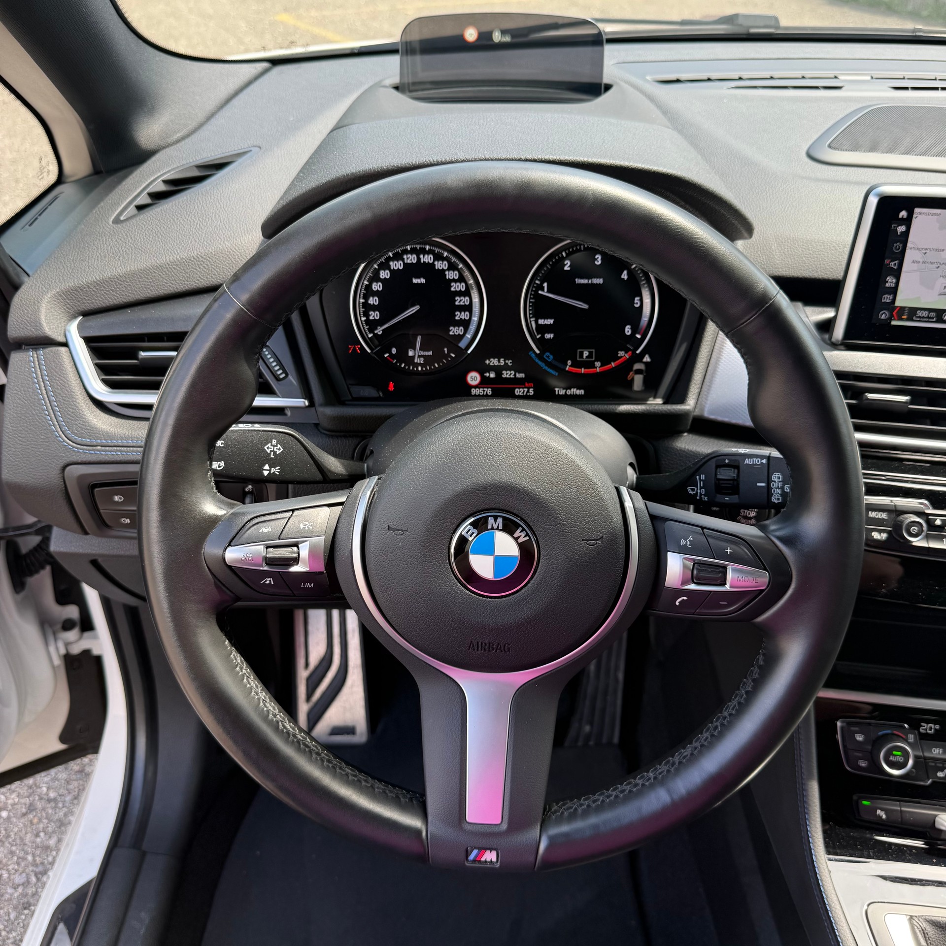 BMW 220d xDrive Active Tourer Steptronic M Sport *LEDER-SITZE - PANORAMA-DACH*-image-14