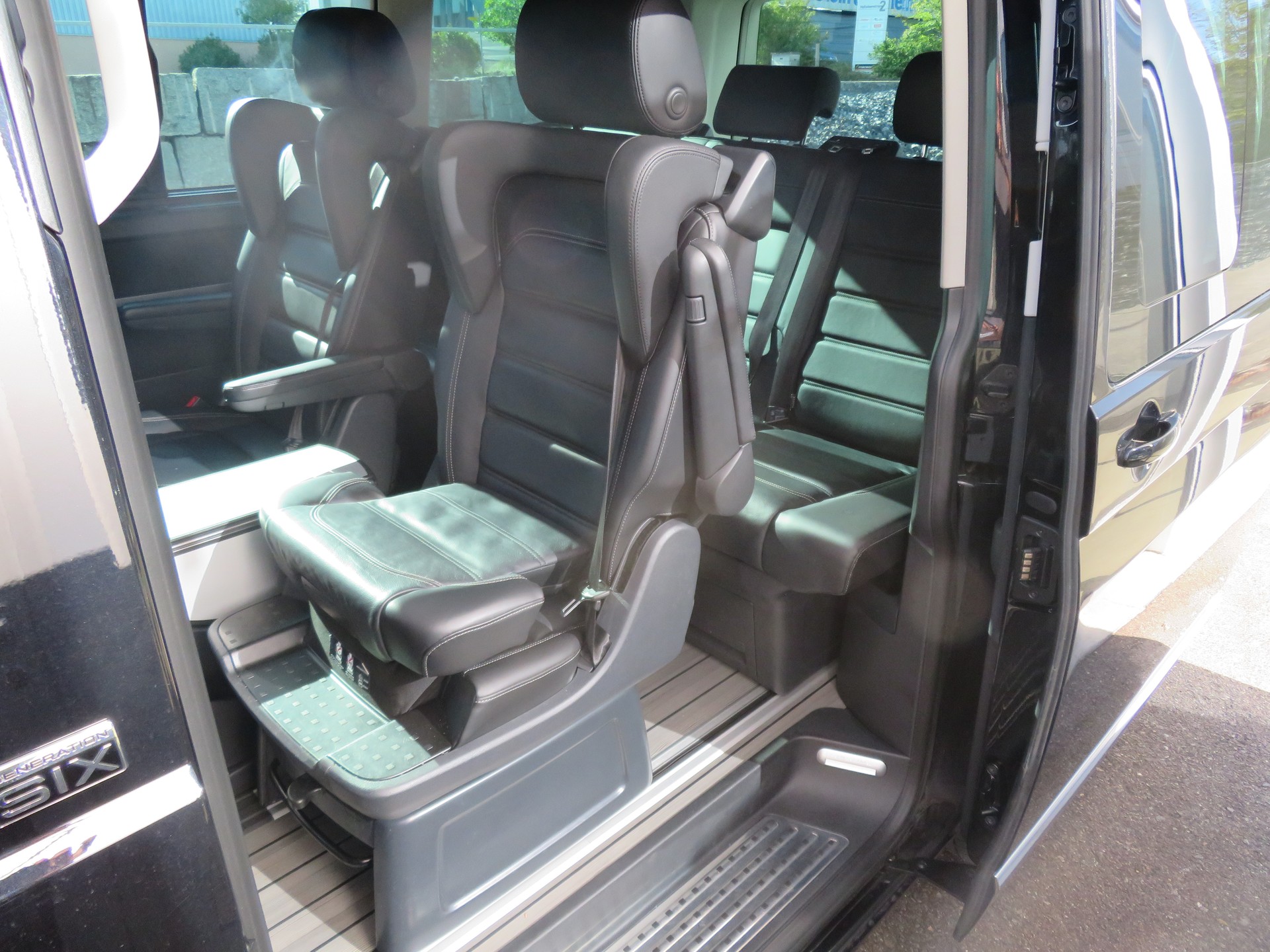 VW T6.1 Multivan 2.0 Bi-TDI "Highline" 4Motion DSG-image-11