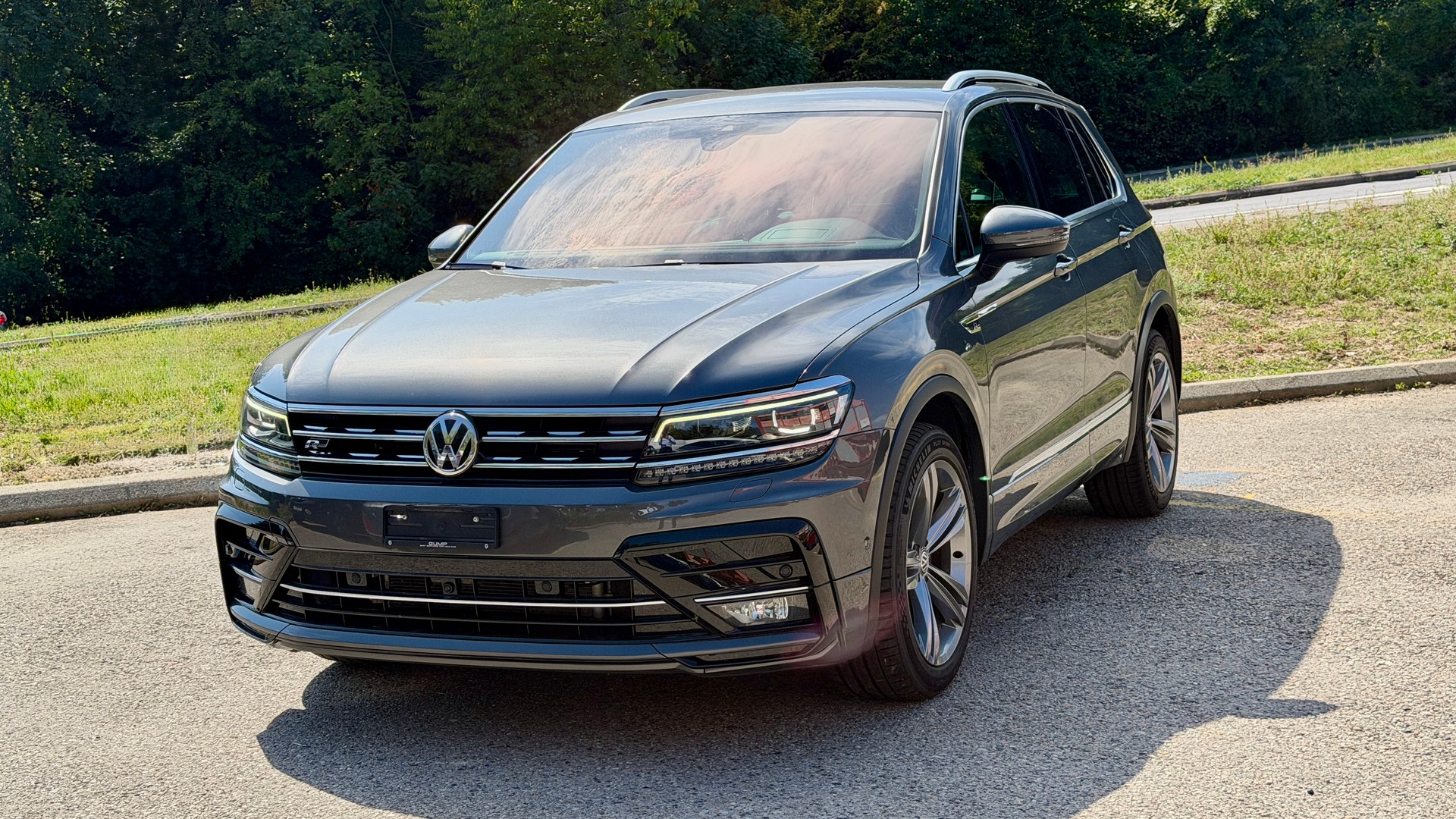 VW Tiguan 2.0TSI R-Line 4Motion DSG-image-0