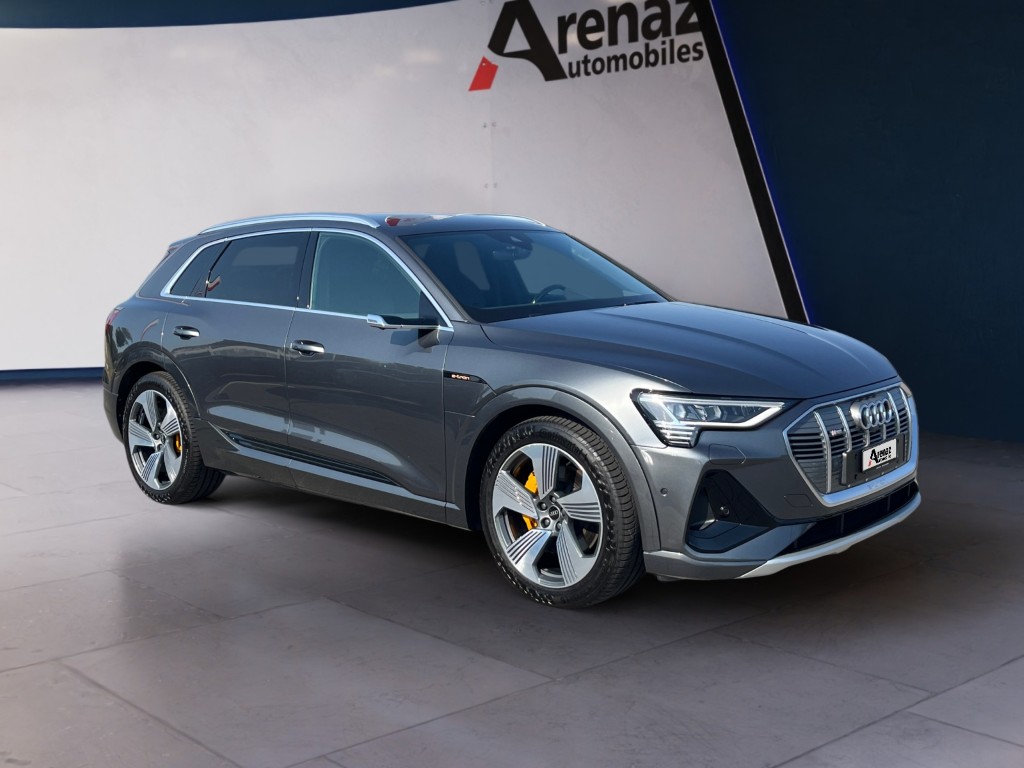 AUDI e-tron 50 S Line quattro-image-6