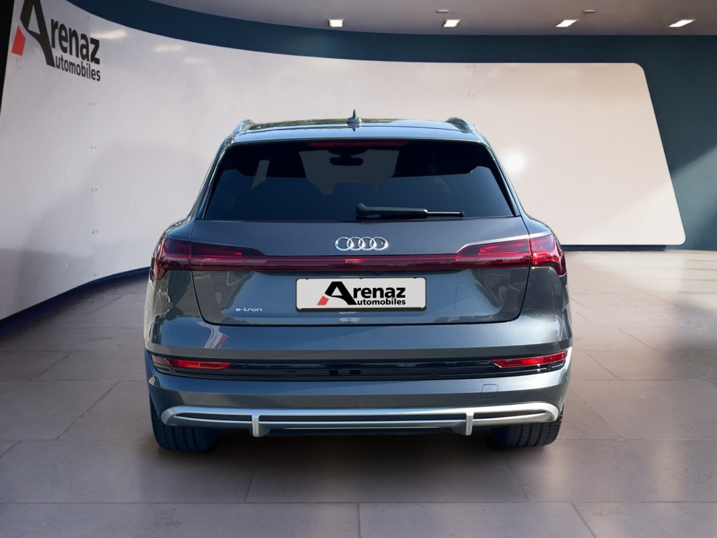 AUDI e-tron 50 S Line quattro-image-3