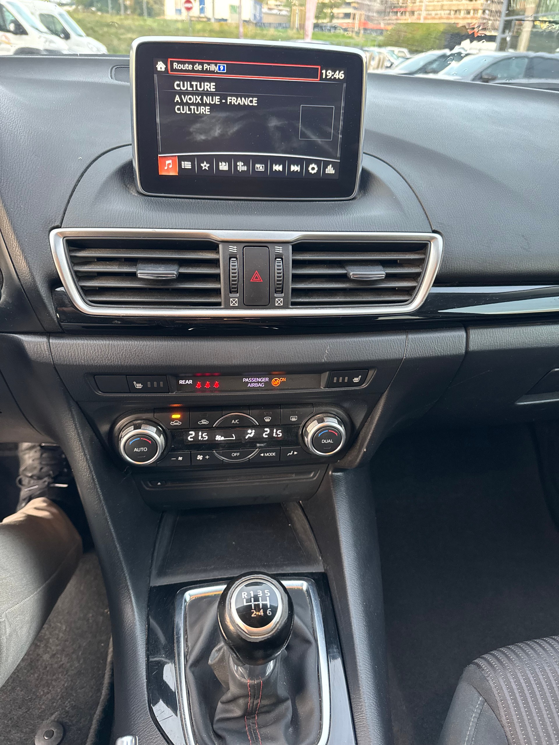MAZDA 3 1.5 16V Challenge-image-15