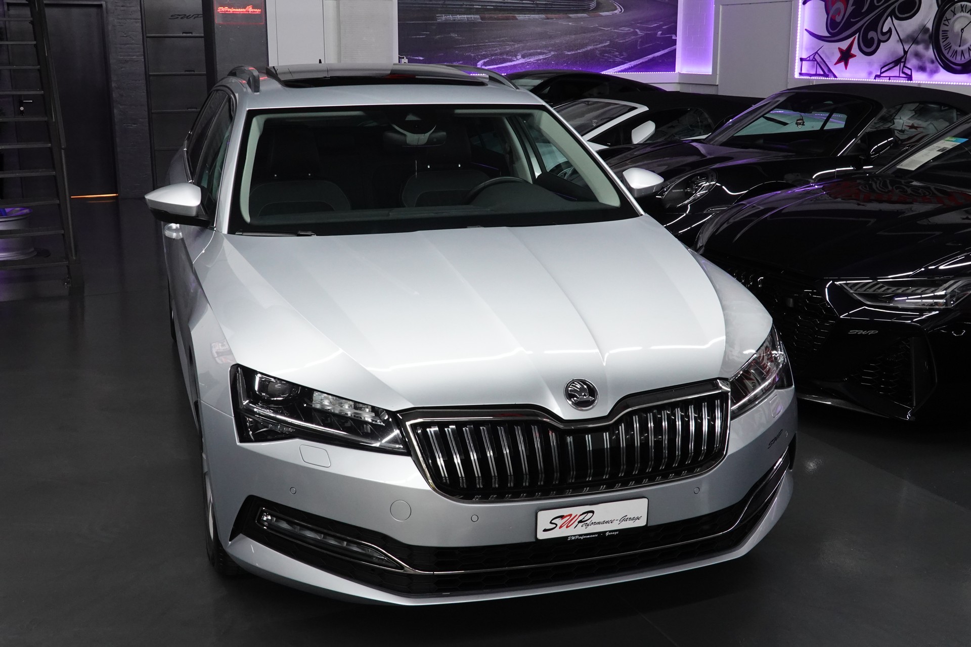 SKODA SUPERB COMBI 2.0 TDI SILVER AMBITION 4x4 DSG CH-FZ SEHR SPARSAM VIEL PLATZ-image-14