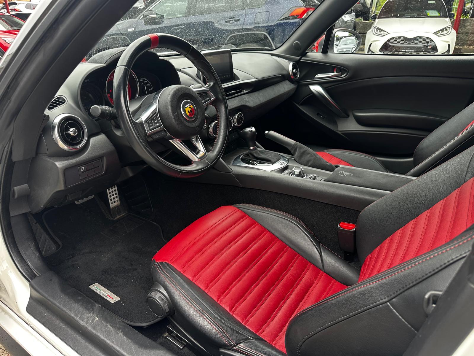 FIAT 124 Abarth Spider 1.4 MultiAir-image-7