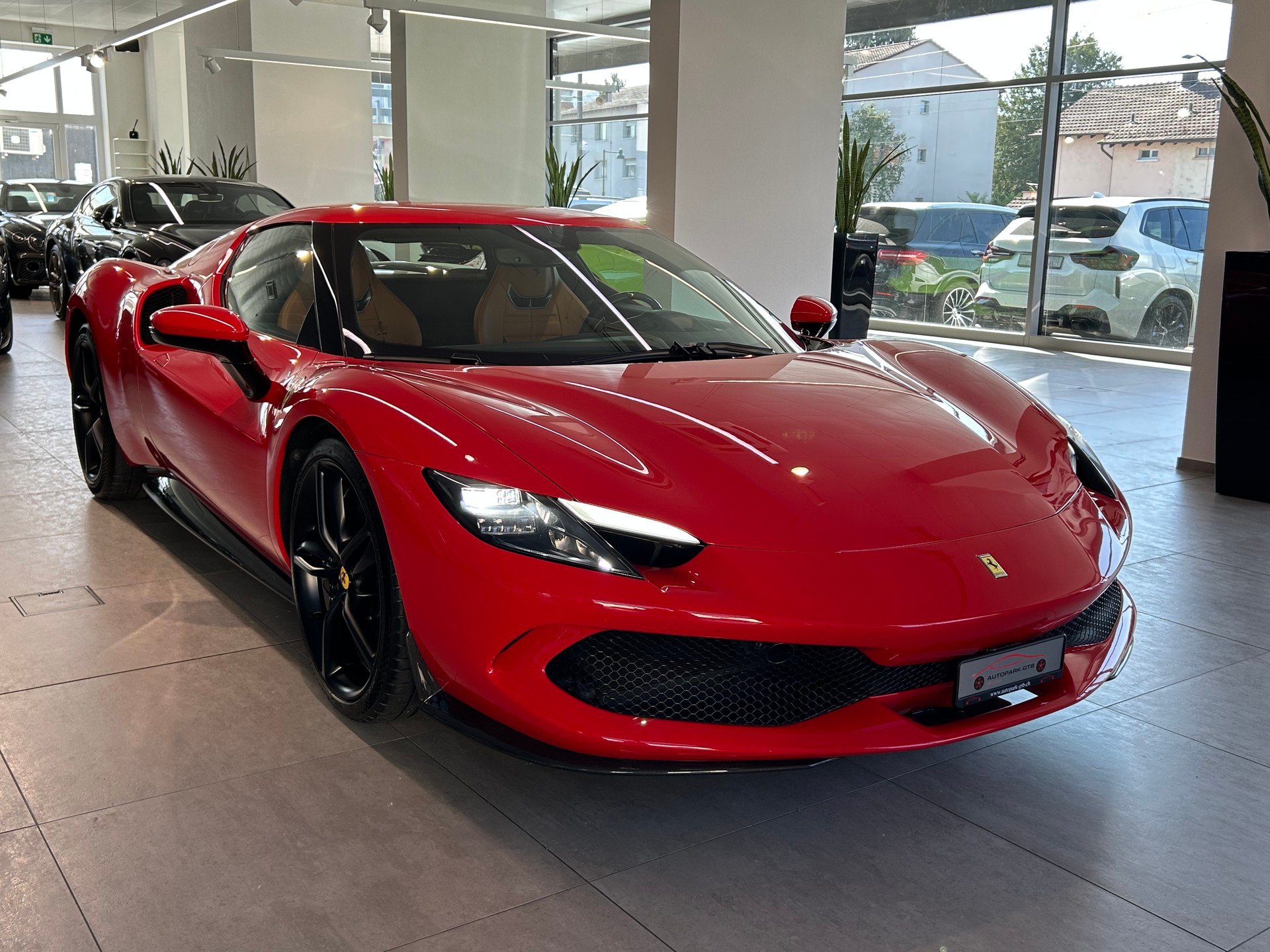 FERRARI 296 GTB-showroom-element-1