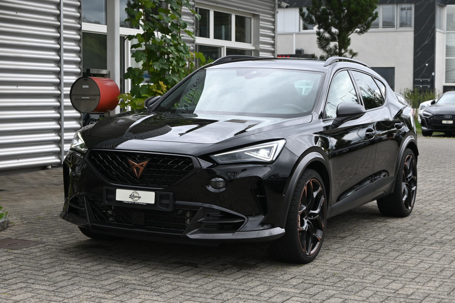 CUPRA Formentor 2.5TSI VZ5 4Drive DSG 390PS-image-1