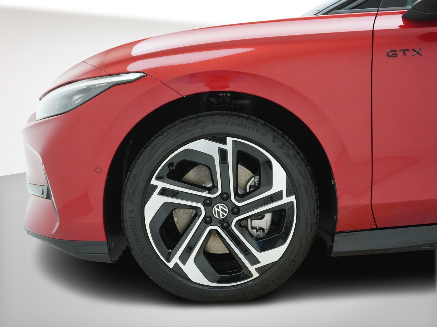 VW ID.7 Tourer 86 kWh GTX 4MOTION-image-9