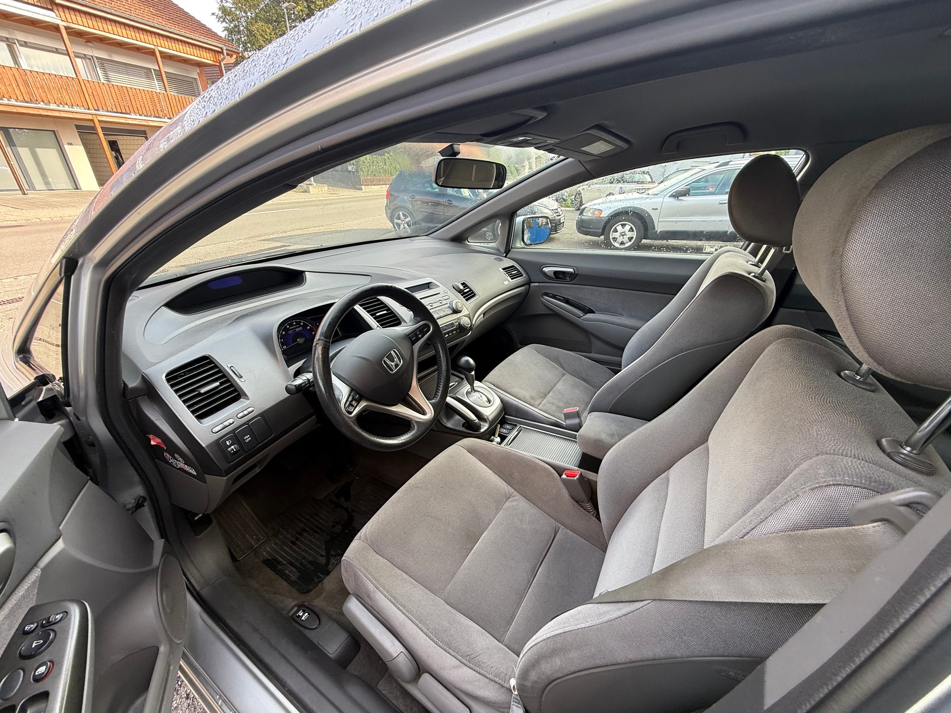 HONDA Civic 1.3 iDSi IMA Hybrid-image-9