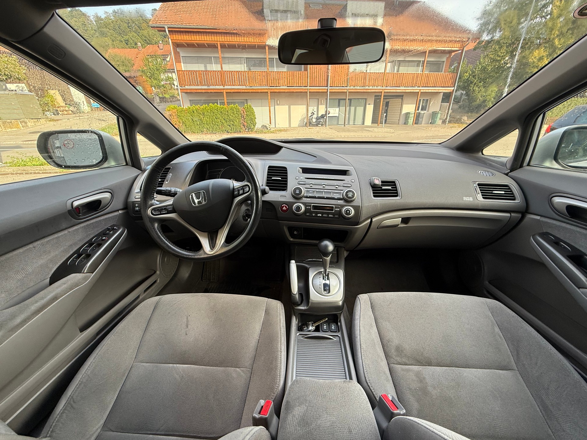 HONDA Civic 1.3 iDSi IMA Hybrid-image-13
