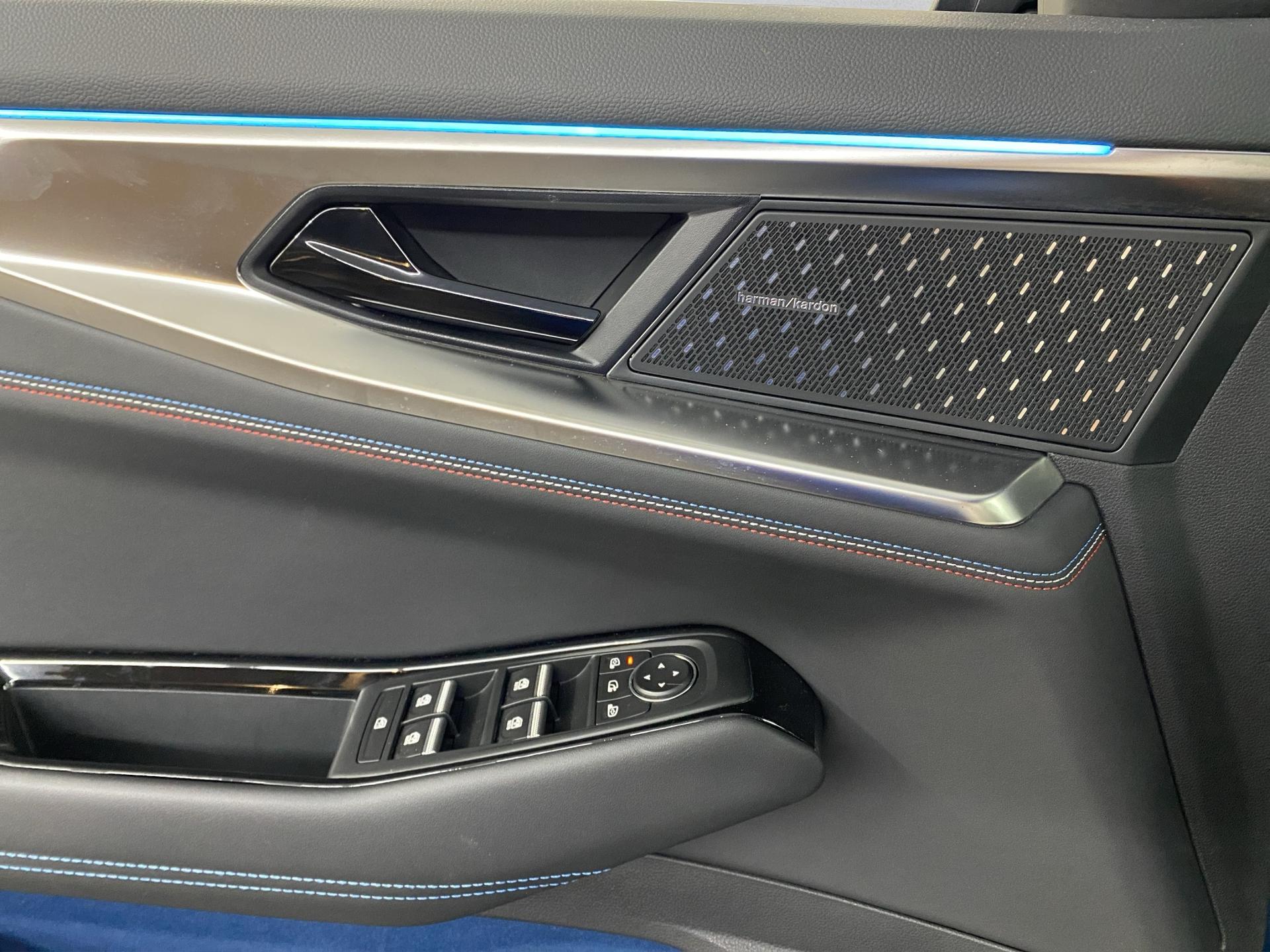 RENAULT Rafale 1.2 E-Tech Hybrid 200 Esprit Alpine-image-19