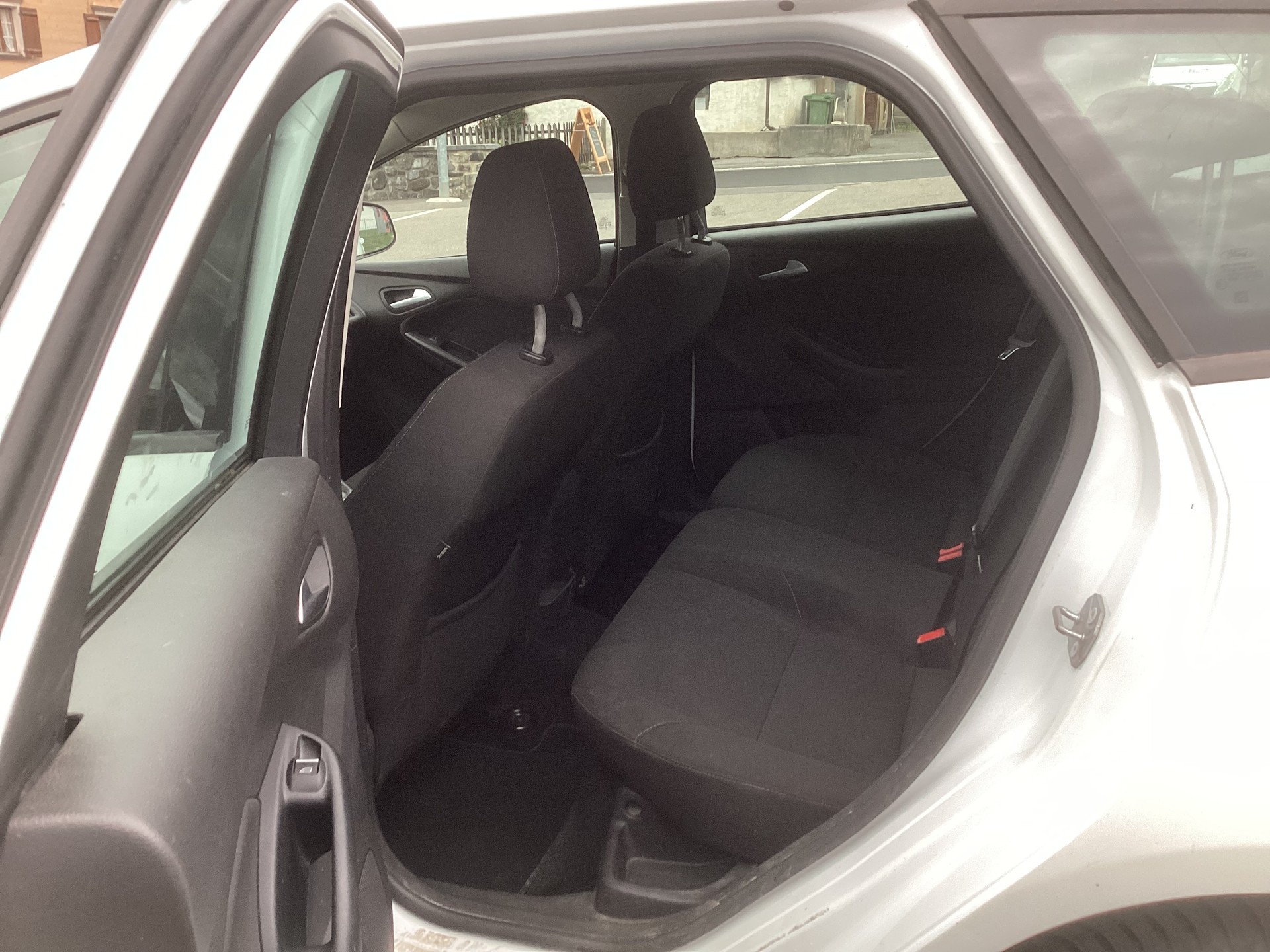 FORD 1.5 TDCi 120 Business-image-5