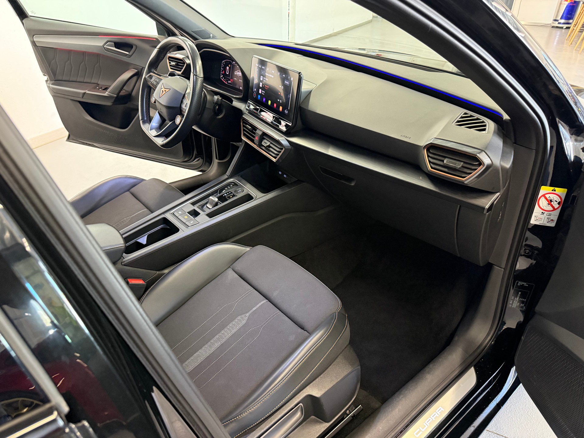 CUPRA LEON VZ 2.0 TSI DSG-image-12