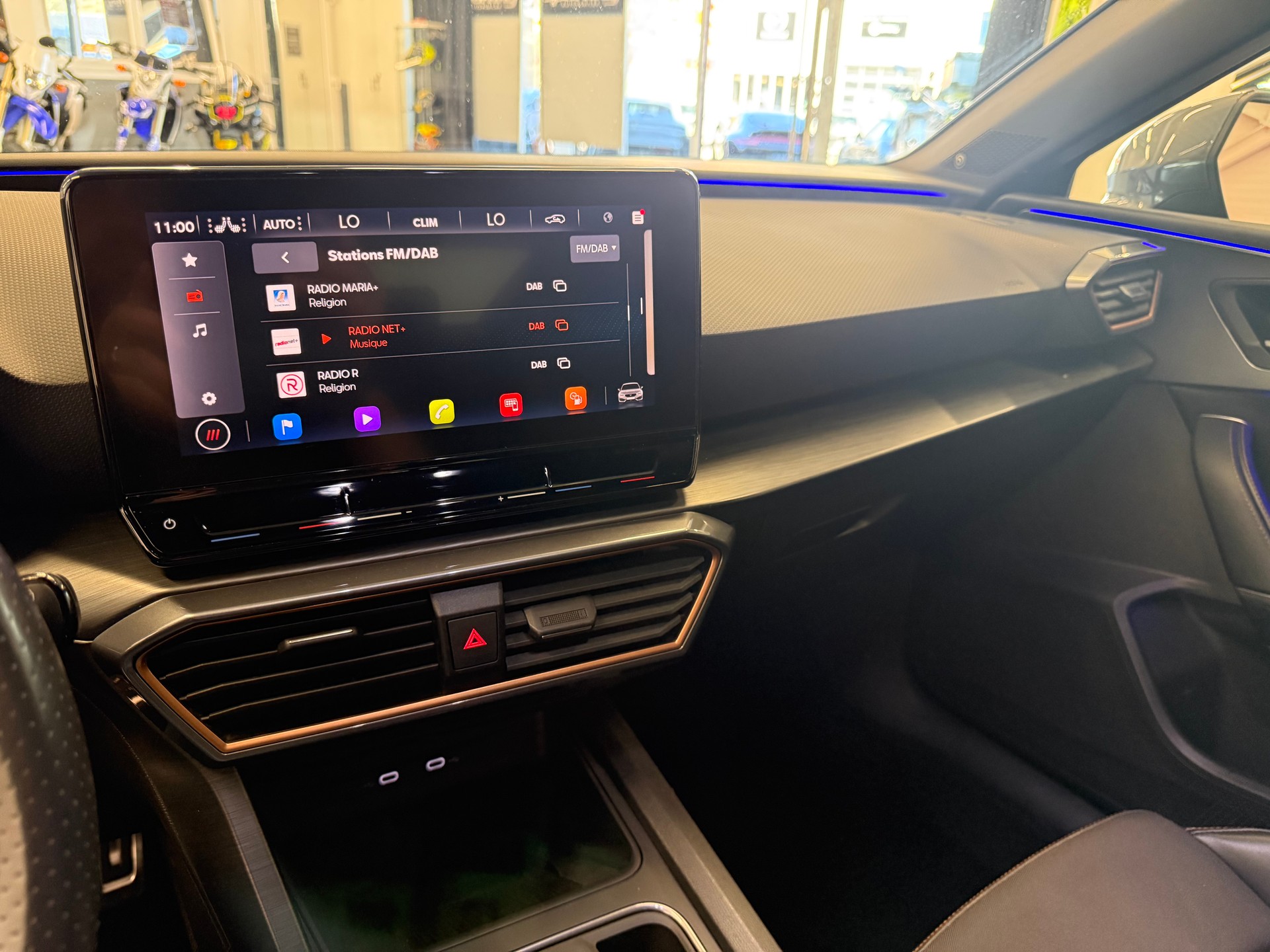 CUPRA LEON VZ 2.0 TSI DSG-image-16