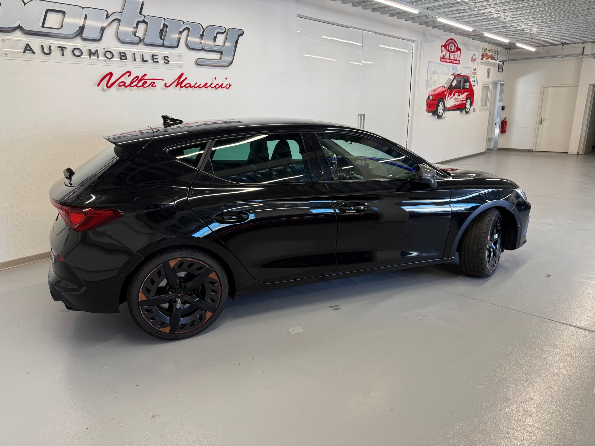 CUPRA LEON VZ 2.0 TSI DSG-image-6