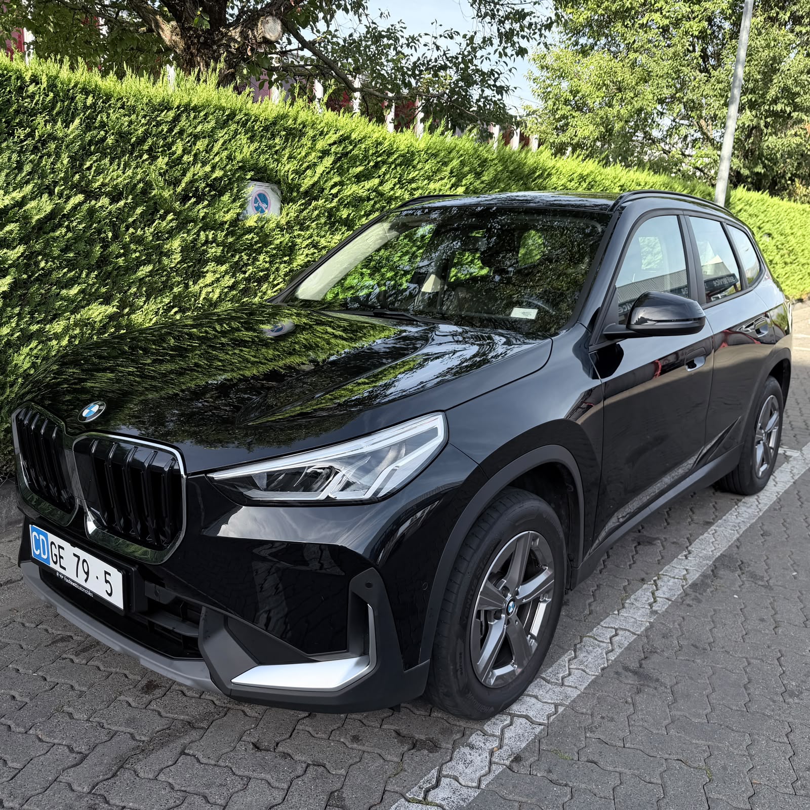 BMW X1 18i sDrive-image-0