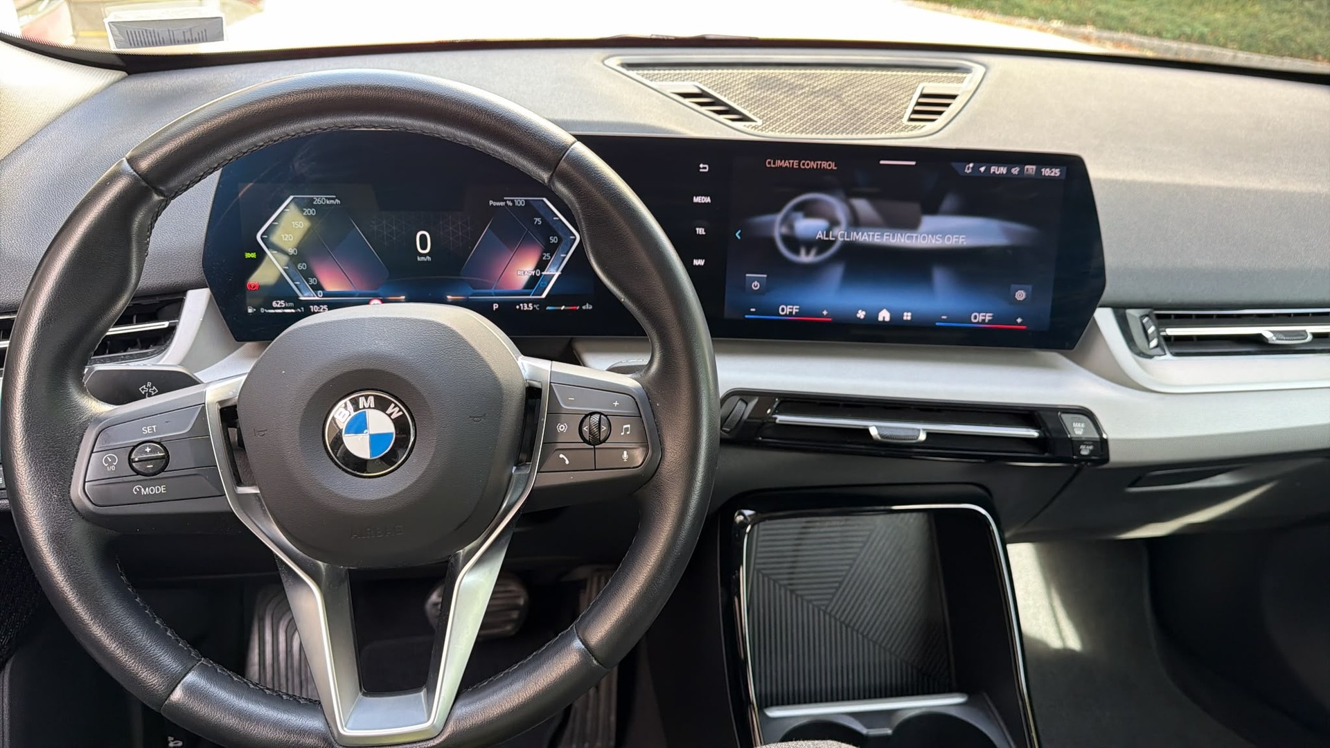 BMW X1 18i sDrive-image-2