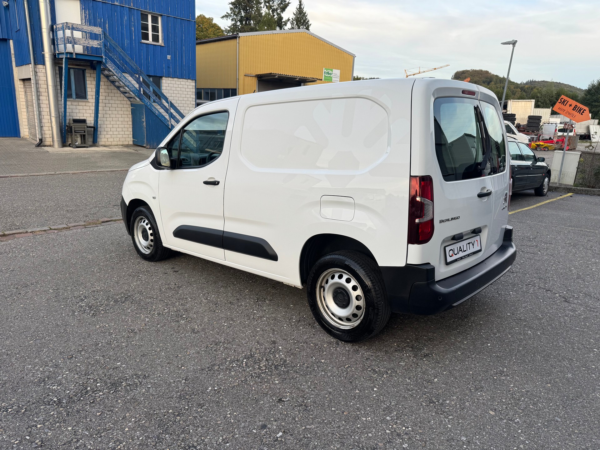 CITROEN Berlingo Van 1.2 Pure Tech 130 s/s Club EAT8 1000kg-image-5