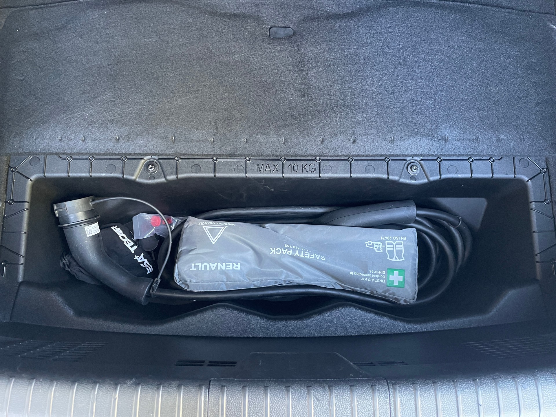 RENAULT Mégane E-TECH EV60 Iconic-image-5