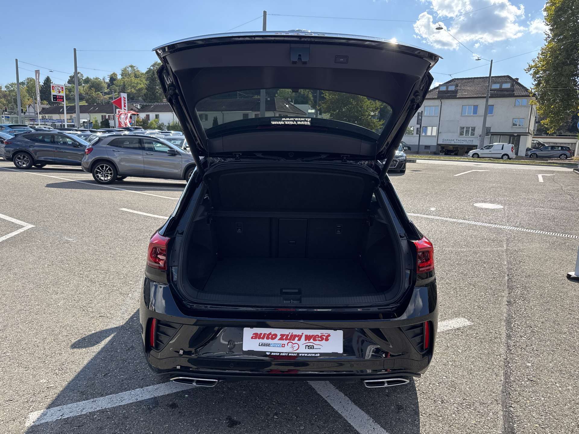 VW T-Roc 1.5 TSi EVO R-Line DSG-Automat-image-7
