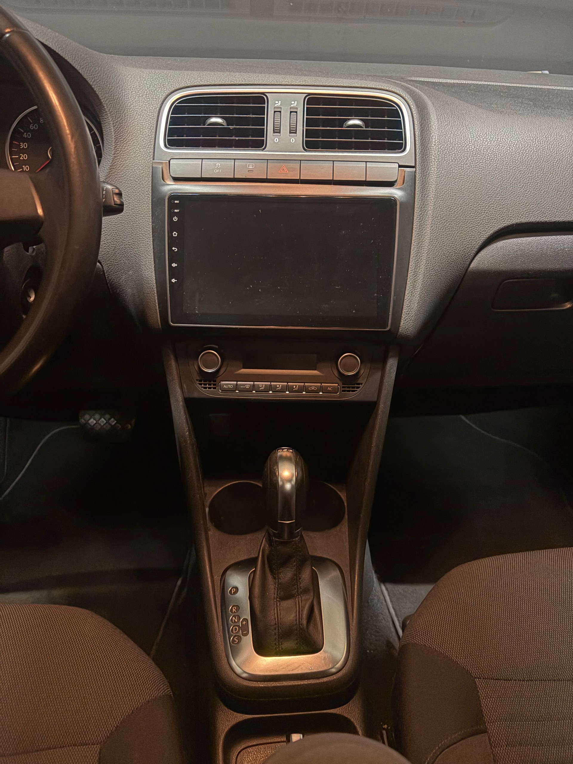 VW Polo 1.2 TSI Comfortline DSG-image-9