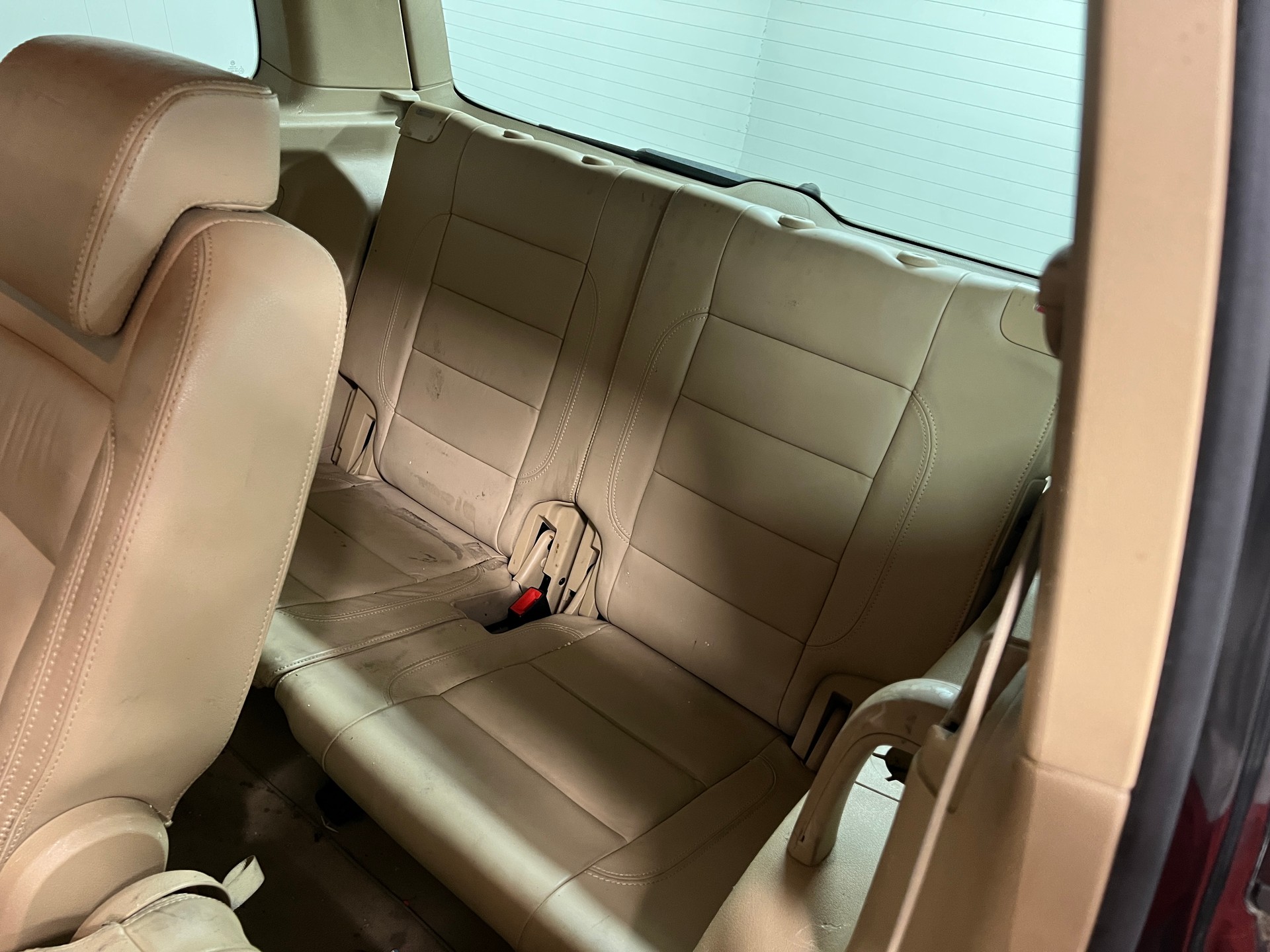 VW Touran 2.0 FSI Highline-image-13