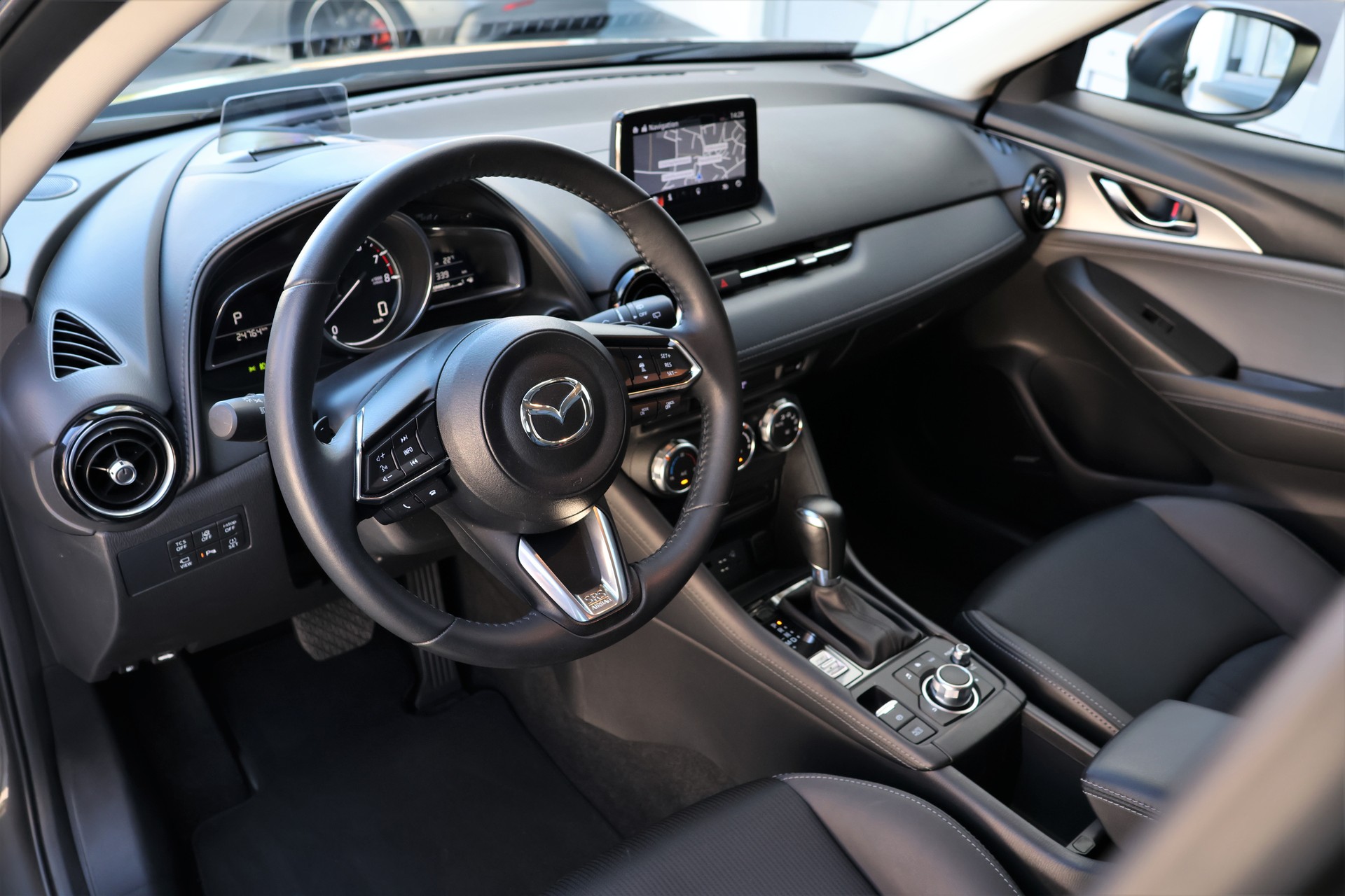 MAZDA CX-3 SKYACTIV-G 121 Revolution FWD Automat (CH)-image-10