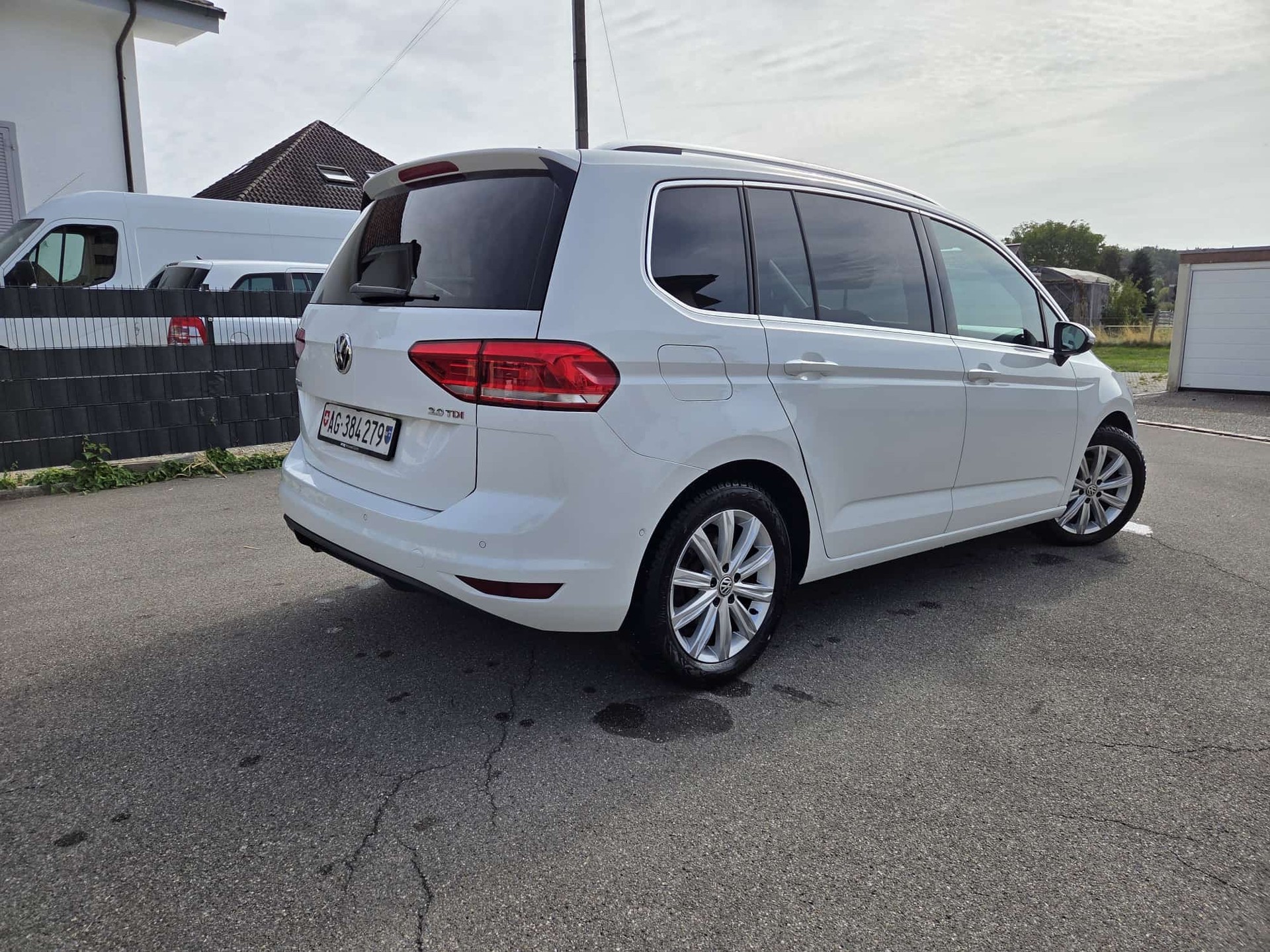 VW 2.0 TDI SCR Sport DSG-image-1