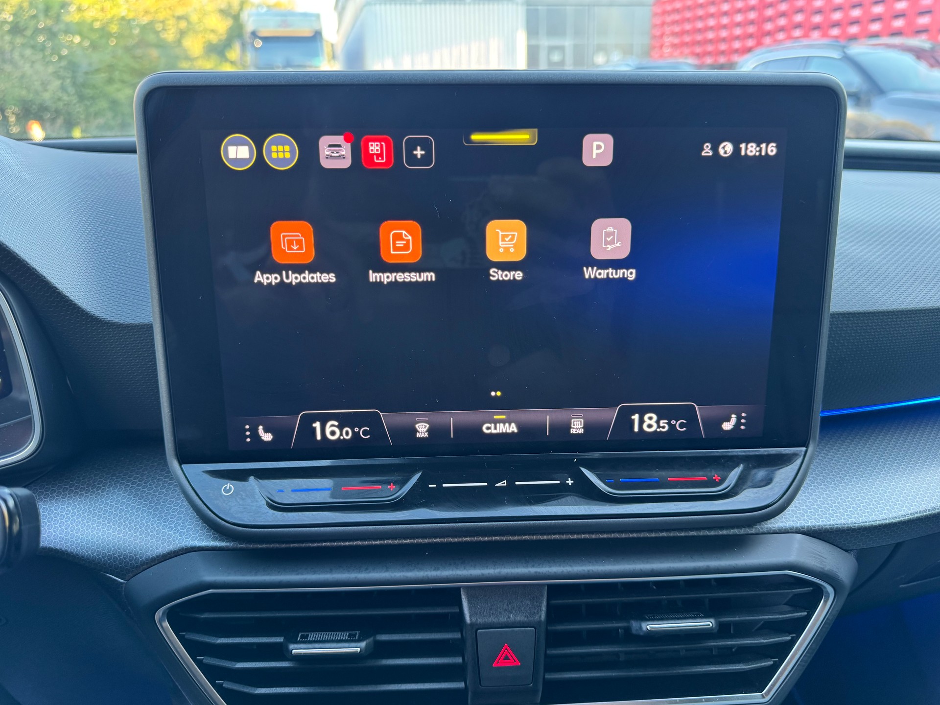 SEAT Leon 1.5 eTSI mHEV DSG Style-image-25