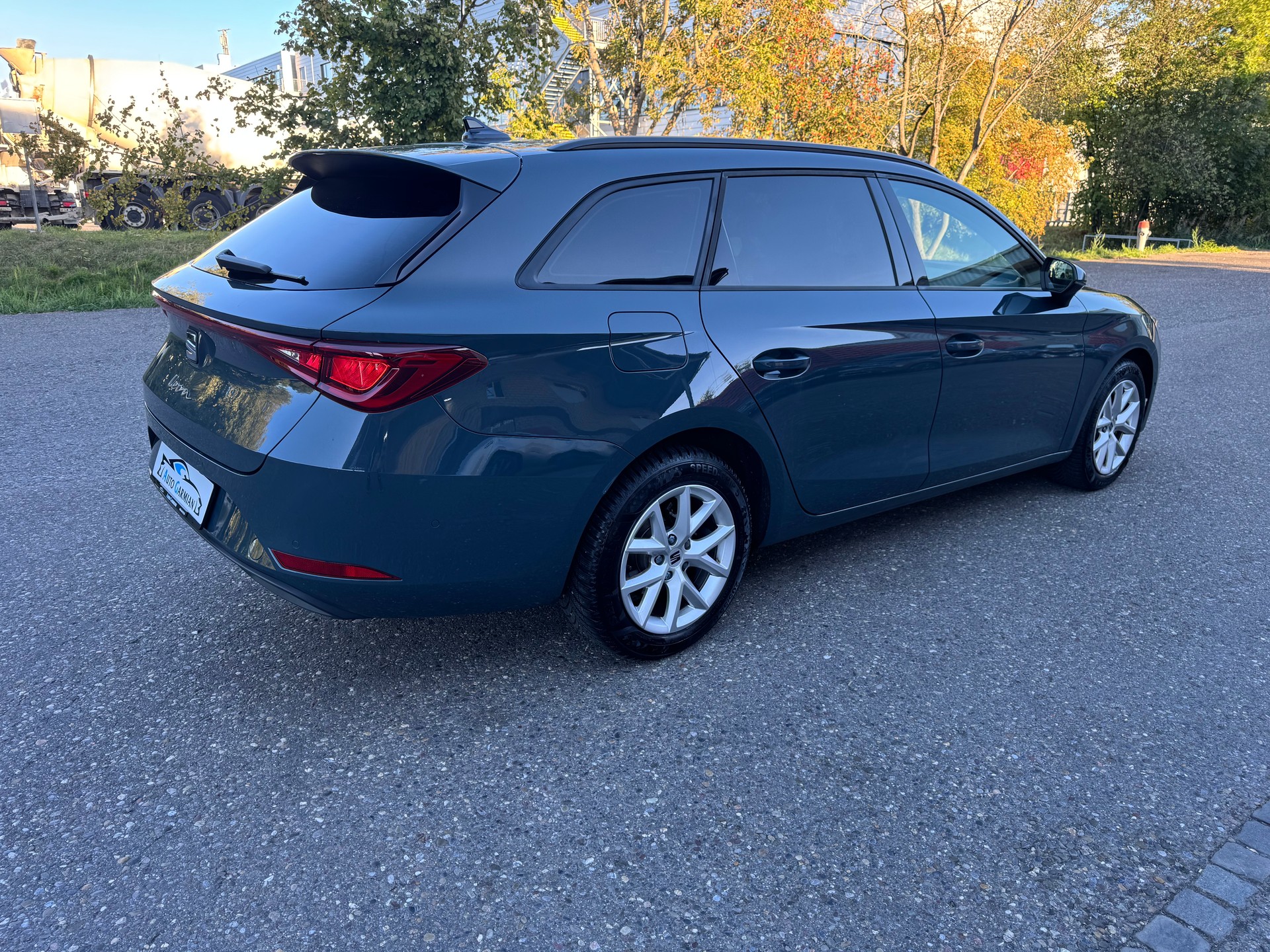 SEAT Leon 1.5 eTSI mHEV DSG Style-image-5