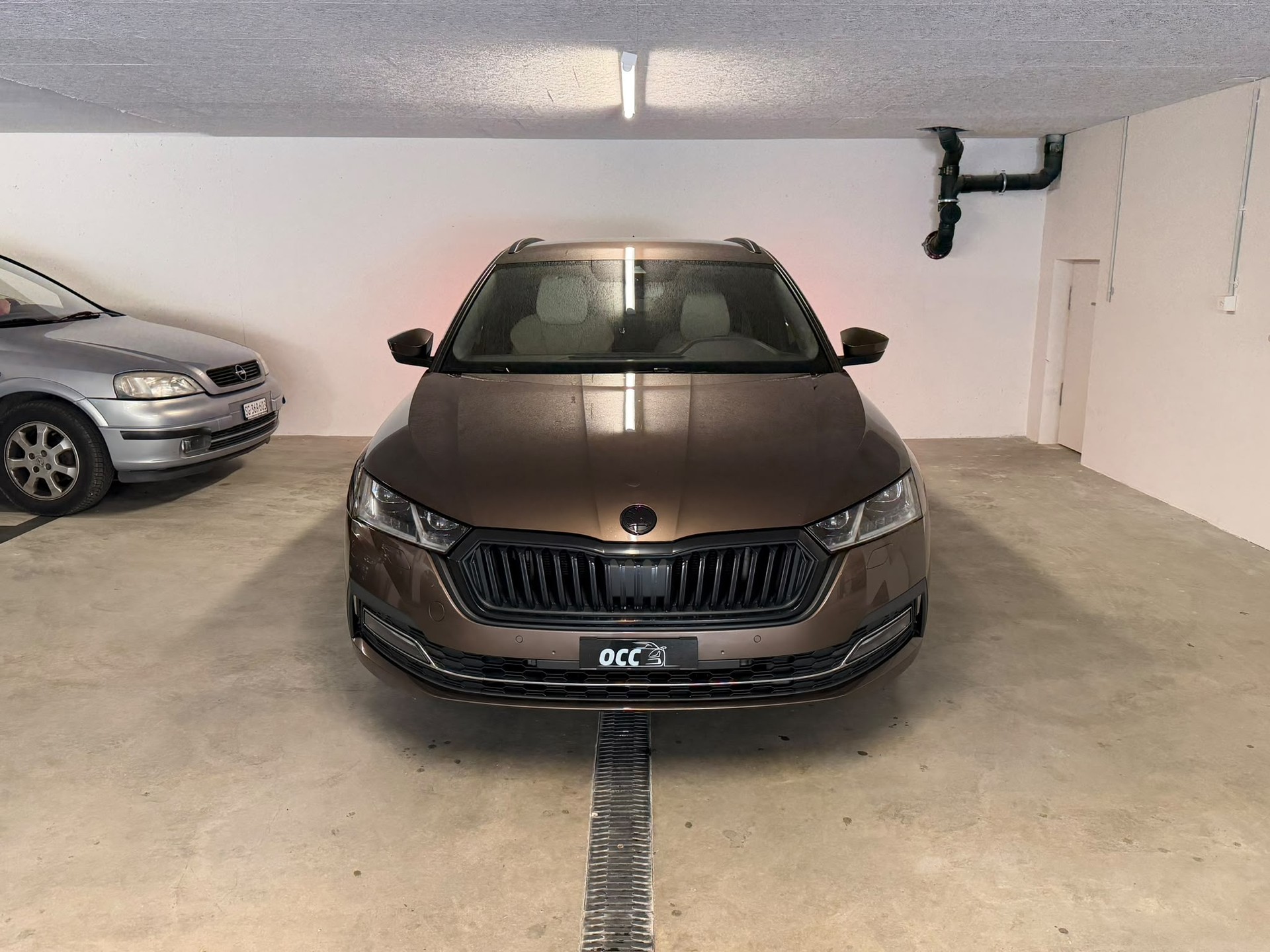 SKODA Octavia Combi 2.0 TDI DSG Style-image-1