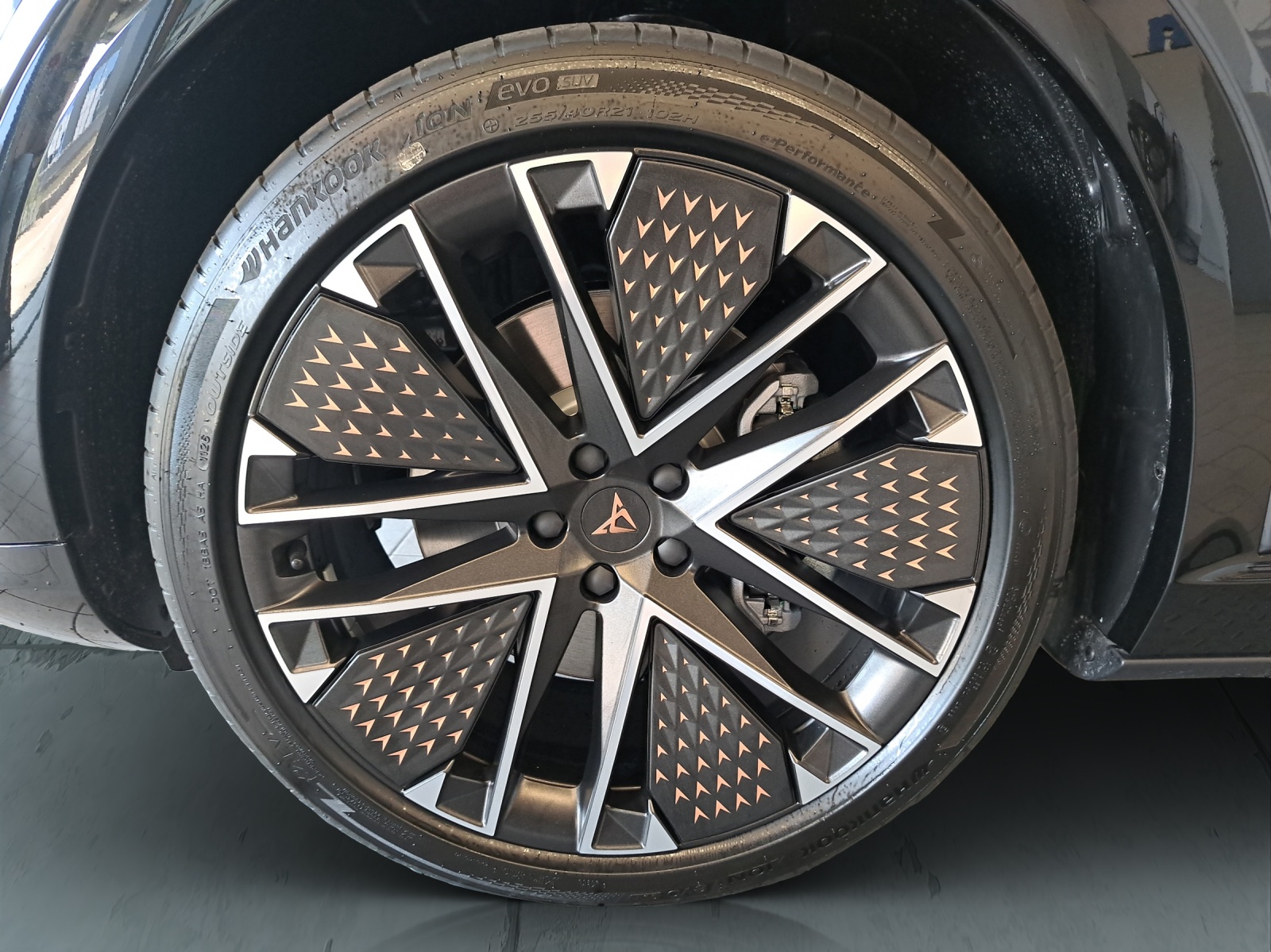 CUPRA Tavascan Type 10 77 kWh Extreme-image-8