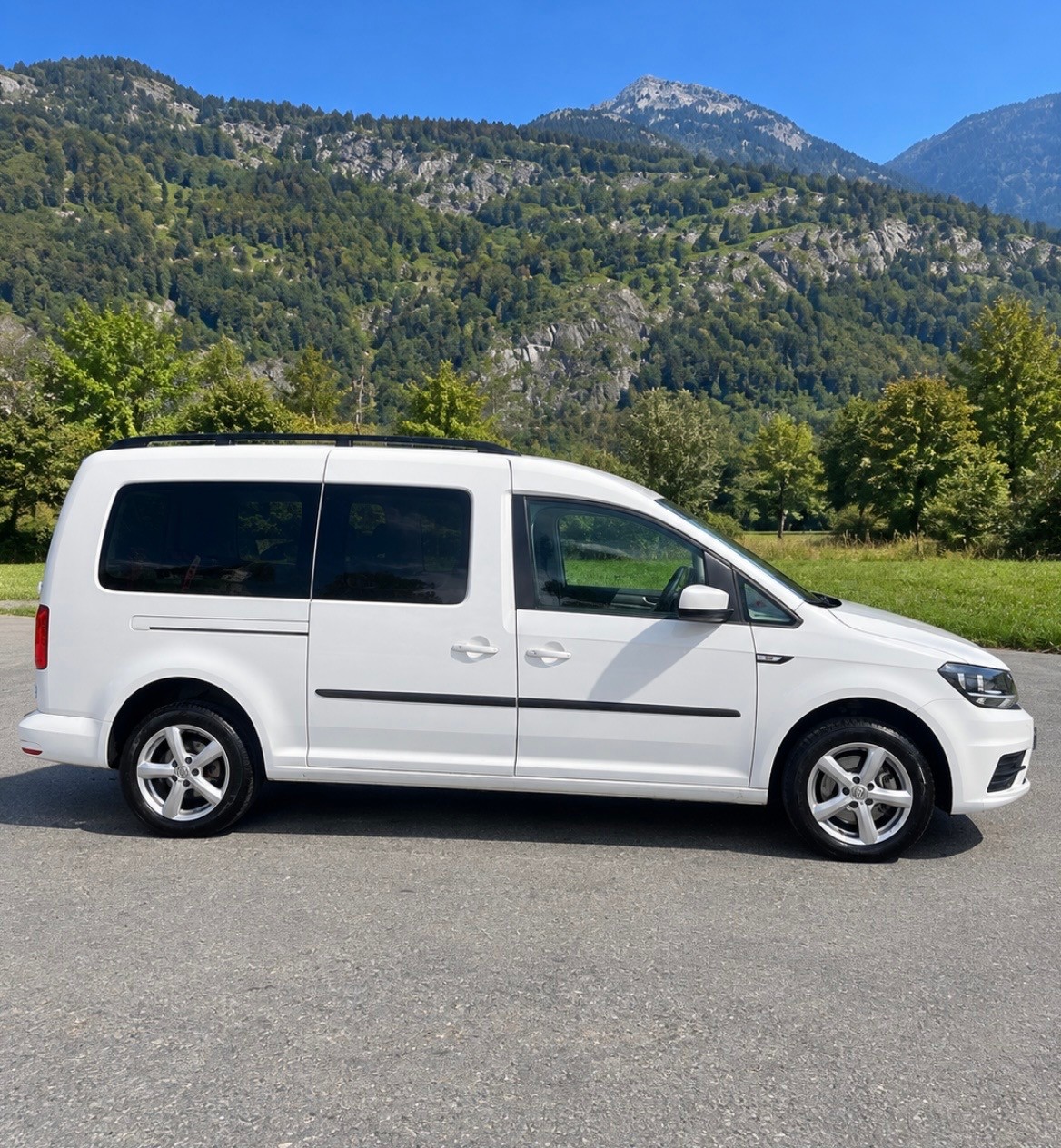 VW 1.4 TSI Trendline-image-0