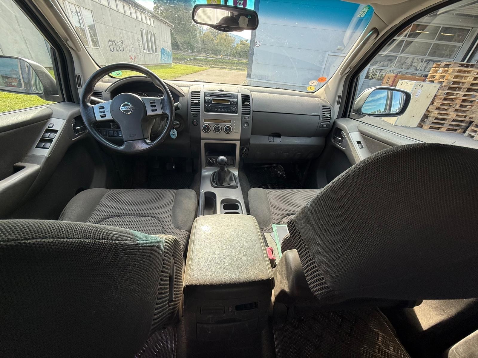 NISSAN Pathfinder 2.5 dCi XE-image-7