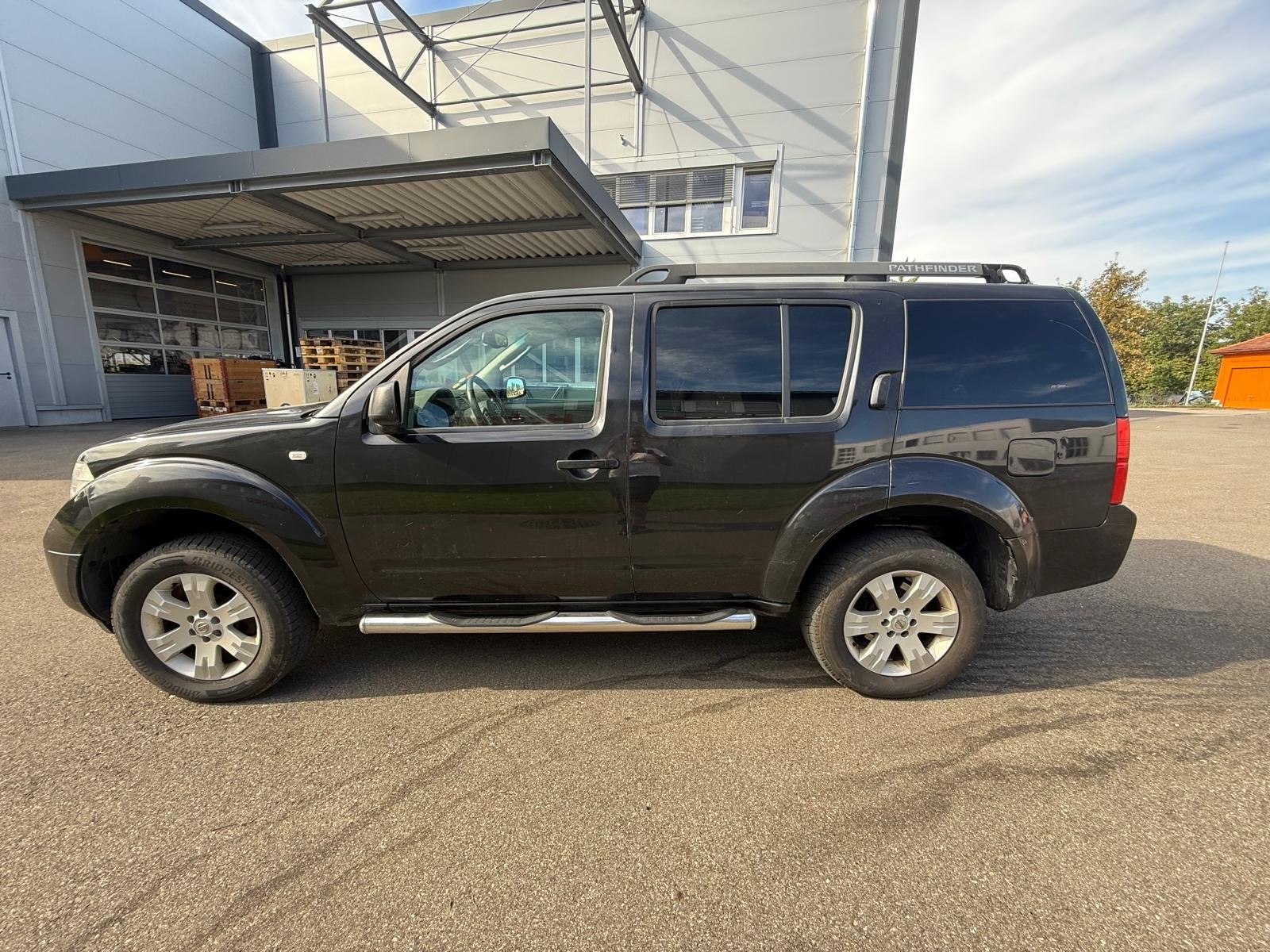 NISSAN Pathfinder 2.5 dCi XE-image-4