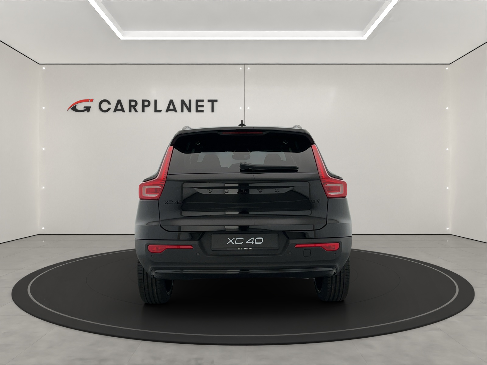VOLVO XC40 2.0 B4 MH Black Edition-image-4
