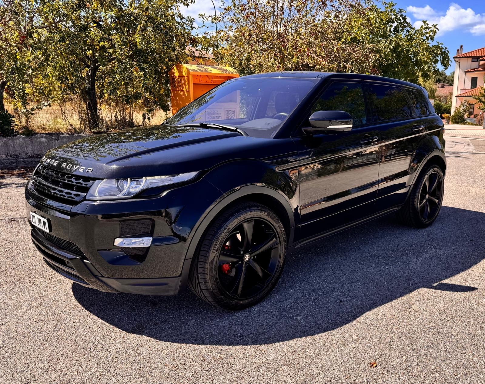 LAND ROVER 2.2 SD4 Dynamic-image-0