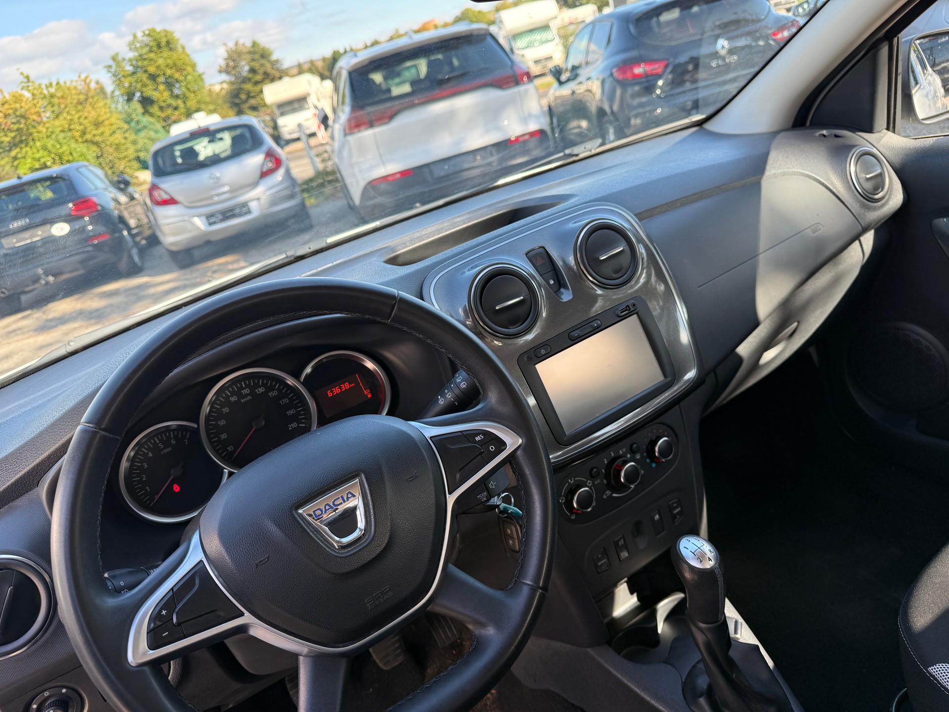 DACIA Sandero 0.9 Lauréate Stepway-image-10