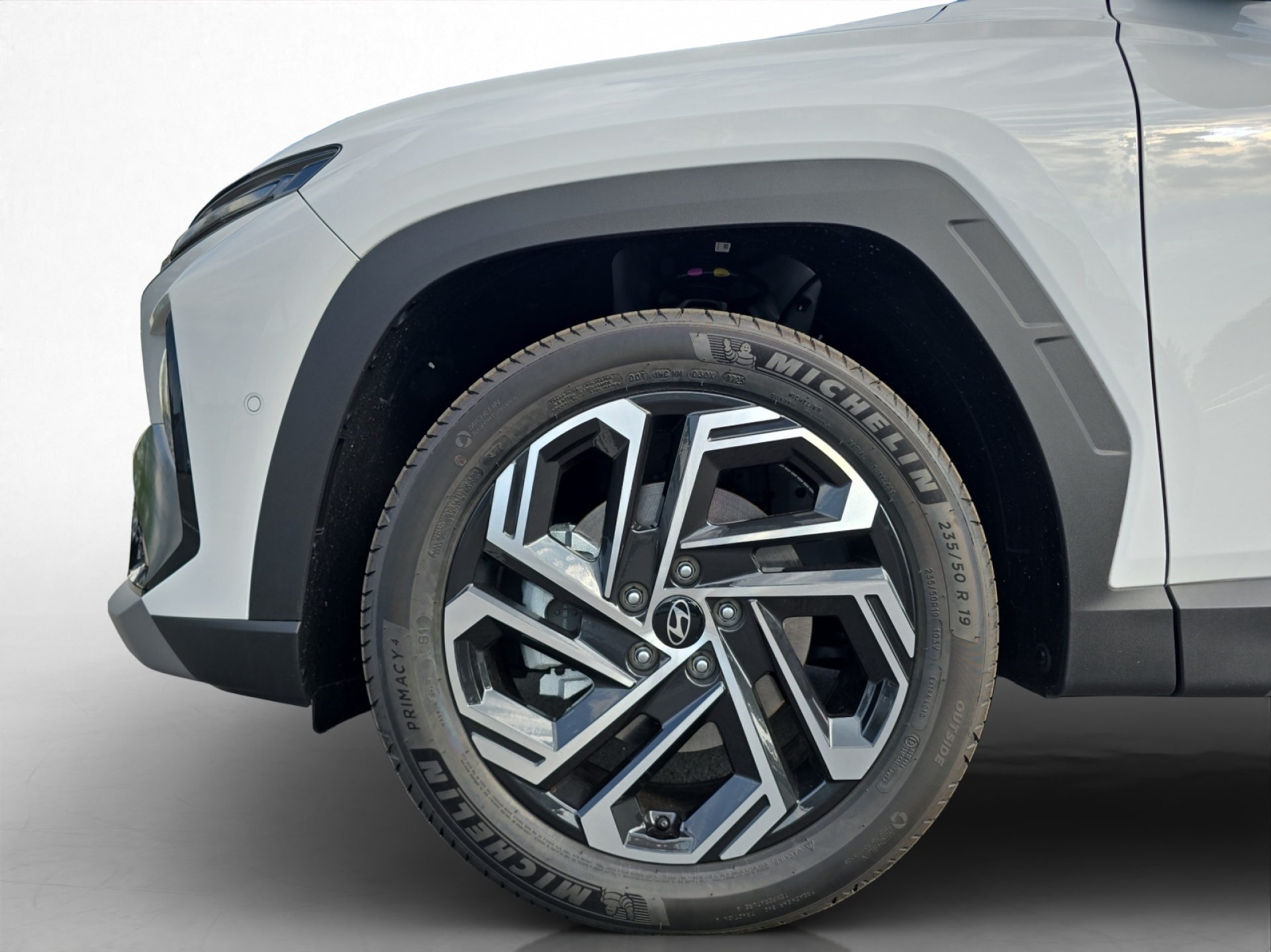 HYUNDAI Tucson 1.6 T-GDi Plug-in Hybrid Swiss Edition-image-10