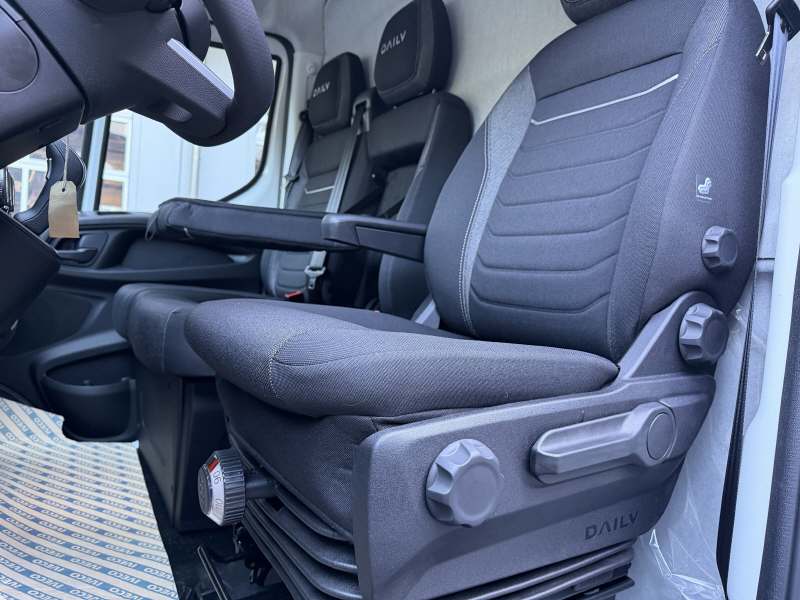 IVECO Daily 35S18HA8V Kaw.3520L H2. 3.0 HPI 176-image-5